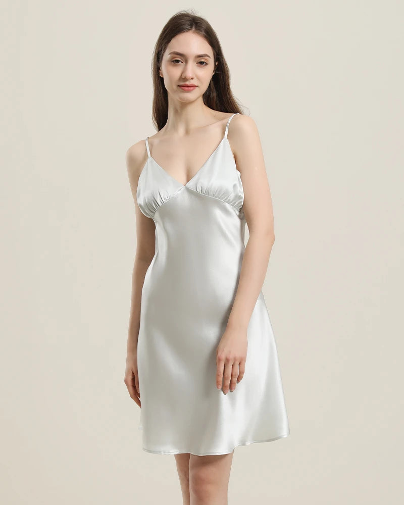 Elegant Close Fitting Silk Nightgown for Women - Soft & Comfortable Sleepwear for Bedtime & Lounge Wear