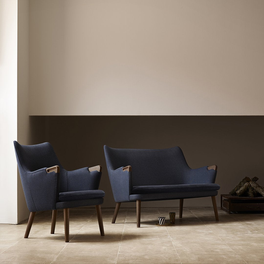 Wegner CH72 Sofa by Carl Hansen & Son - Mid-Century Modern Lounge Chair for Living Room, Office & Lounge Spaces