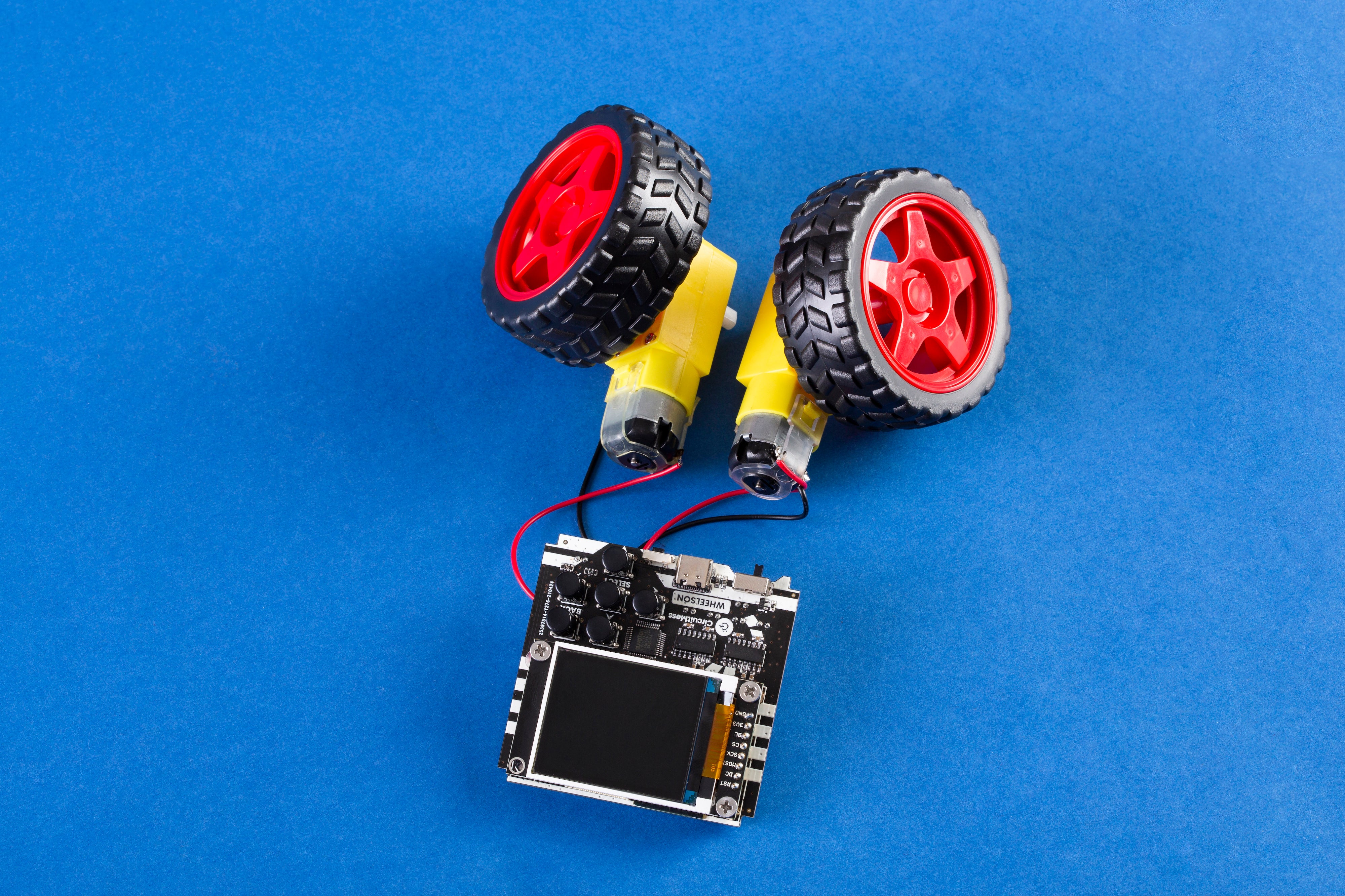 CircuitMess Wheelson - DIY Self-Driving Car Kit for Kids & Adults | STEM Educational Toy for Learning Robotics & Coding | Perfect for Home, School & Maker Projects