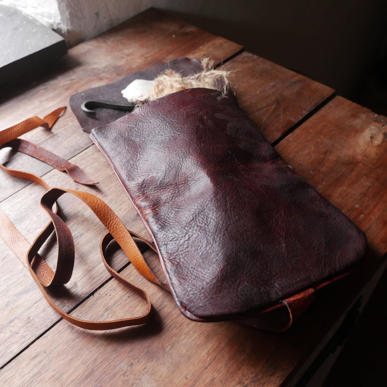 Premium Genuine Leather Tinder Bag - Waterproof & Durable Fire Starter Pouch for Camping, Hiking, and Outdoor Survival Gear