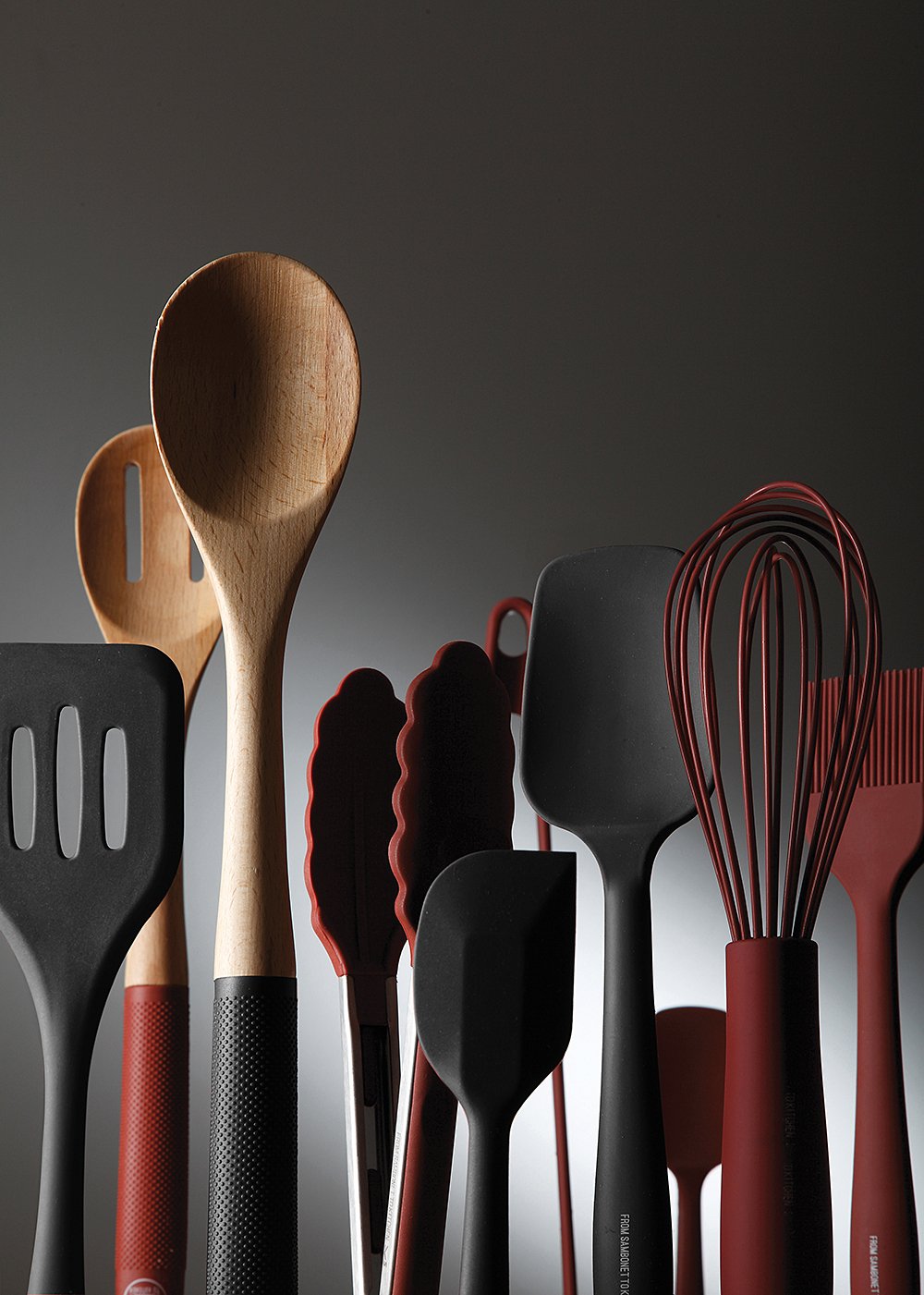 Wooden & Silicone Spatula - Heat-Resistant Kitchen Utensil for Cooking, Baking, and Serving - Perfect for Non-Stick Pans, Mixing Bowls, and Cake Decorating
