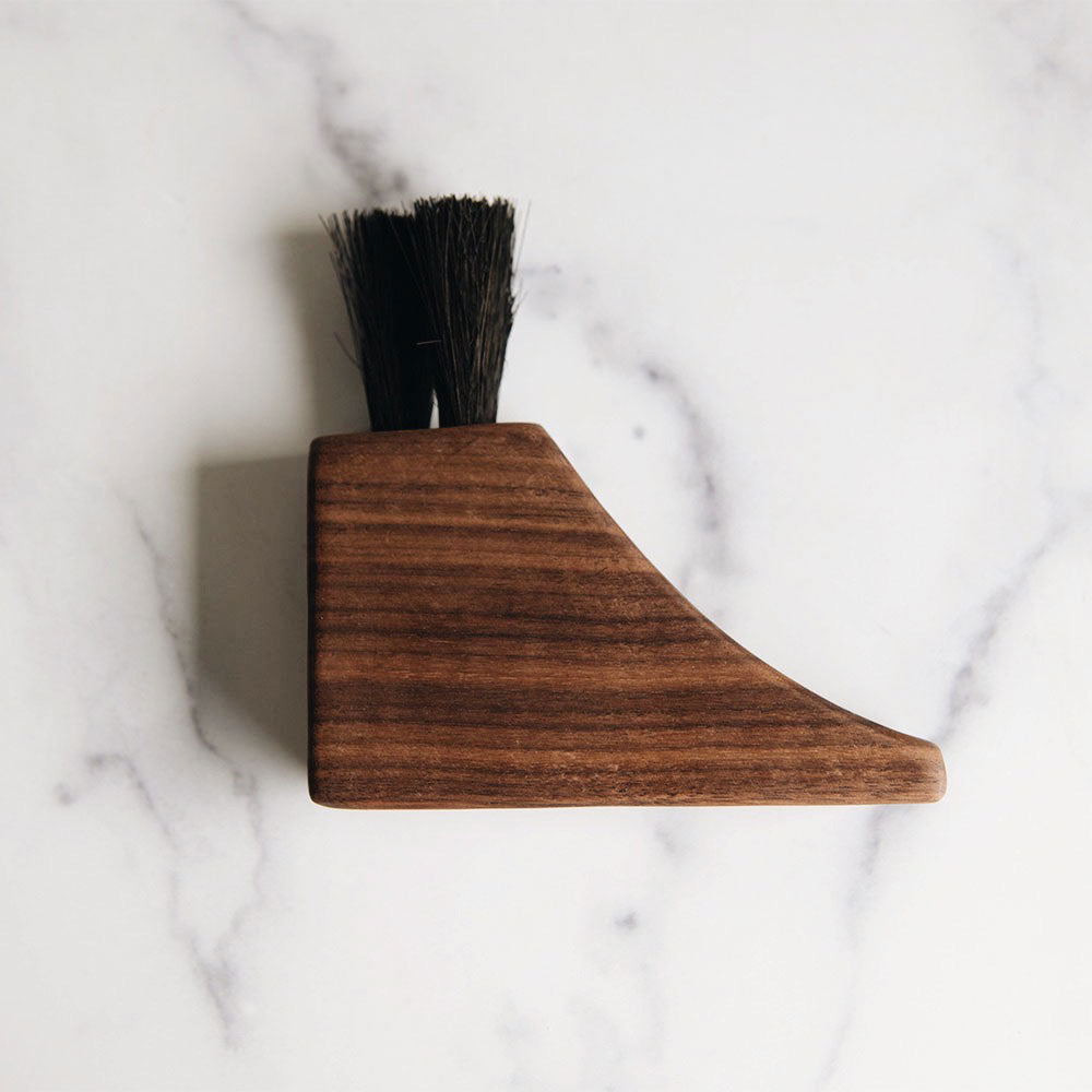 MT1003 Small Wooden Counter Brush - Compact & Durable for Kitchen, Bar, and Restaurant Cleaning - Perfect for Countertops, Tables, and Surfaces