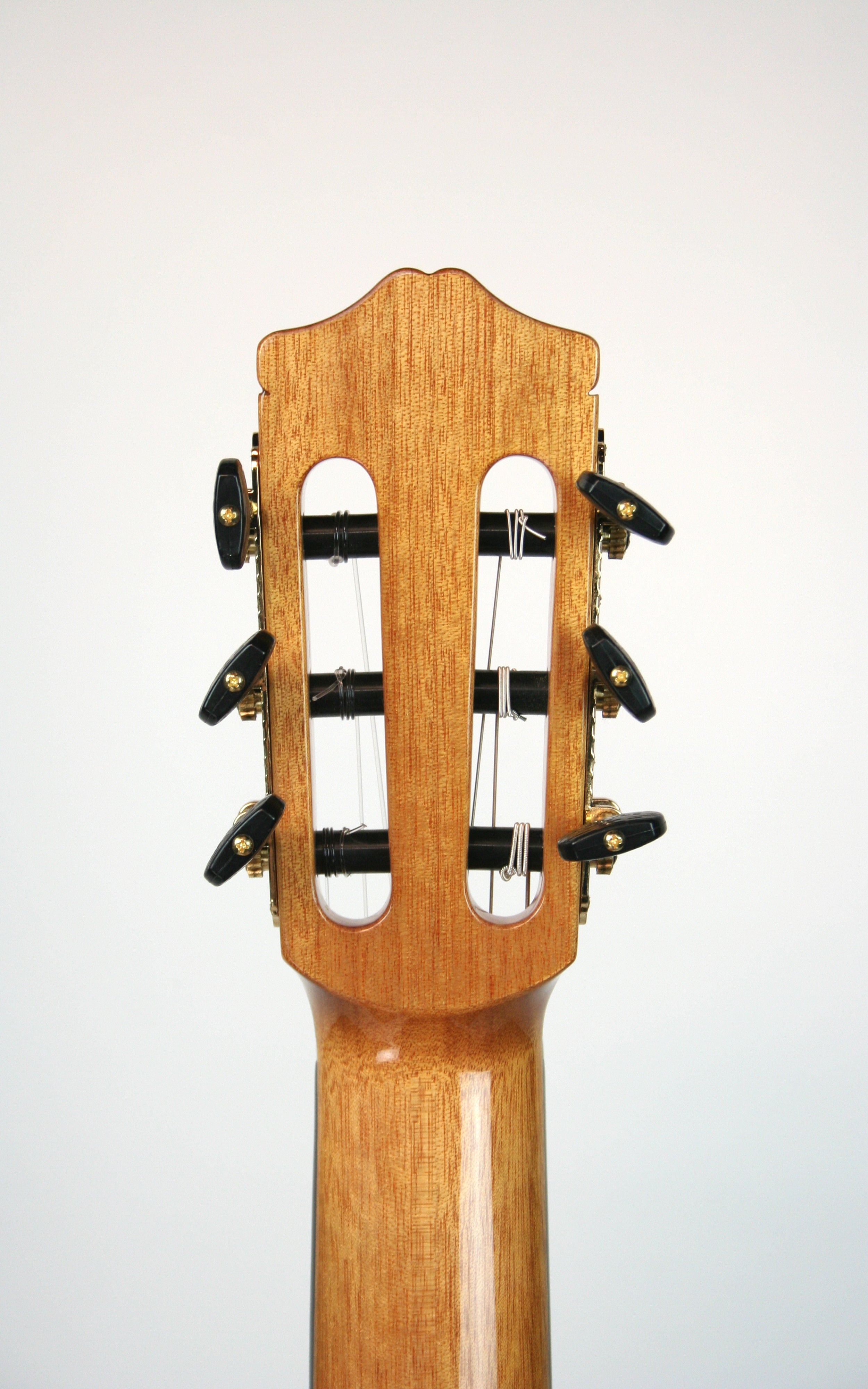 Cordoba F7 Flamenco Guitar - Professional Nylon String Classical Guitar for Flamenco Music | Perfect for Performances, Practice & Studio Recording