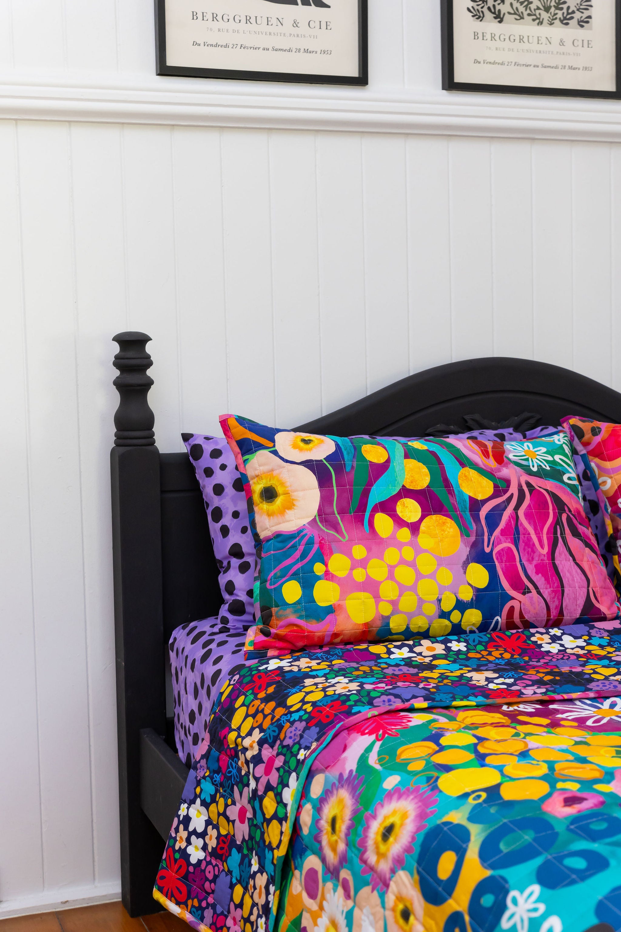 Kasey Rainbow Matilda Quilted Coverlet Set - Soft & Stylish Bedding for Cozy Bedrooms & Guest Rooms