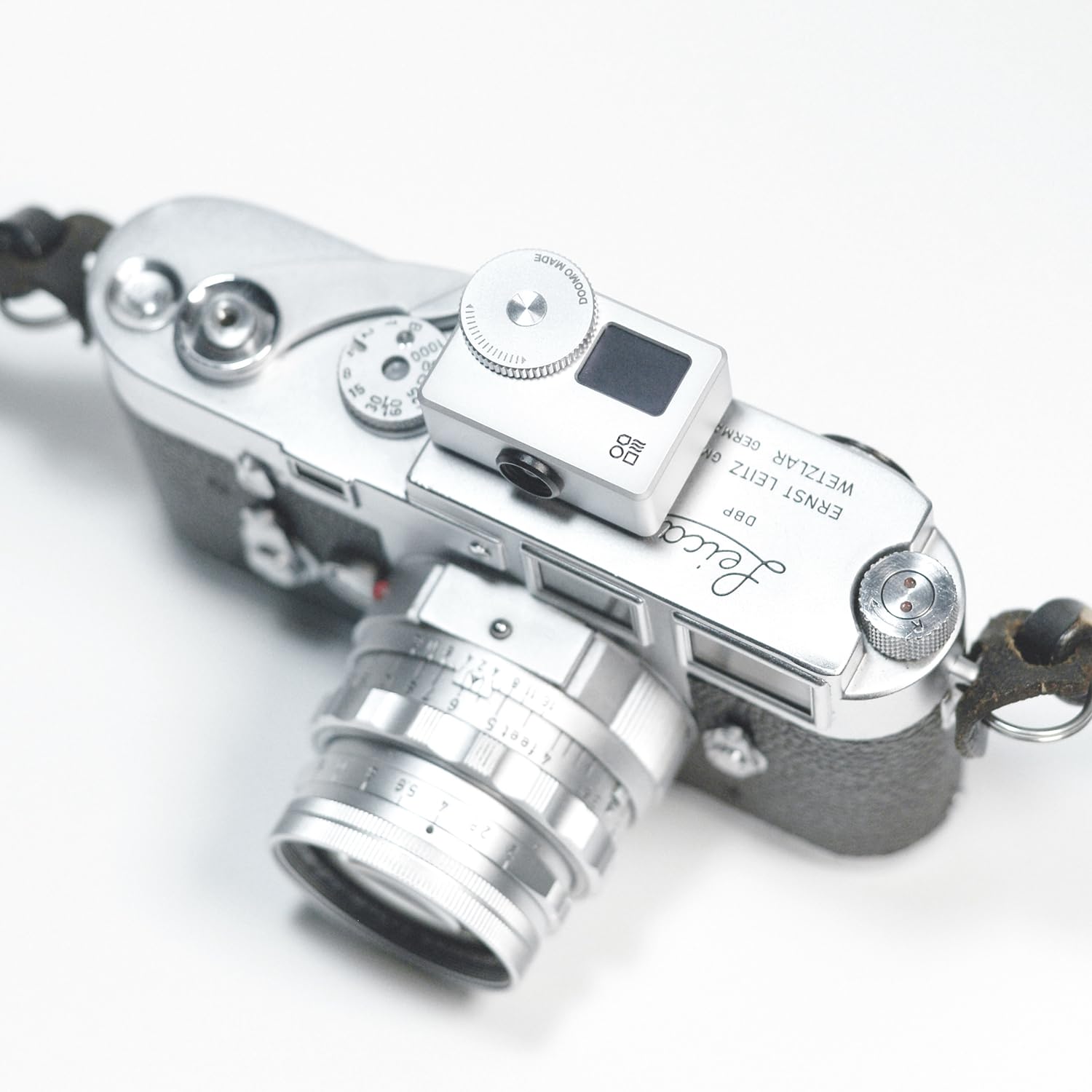 OLED Light Meter S - New Screen Design for Vintage Cameras | Real-Time & One-Button Metering | Perfect for Film Photography & Analog Camera Enthusiasts (Chrome)