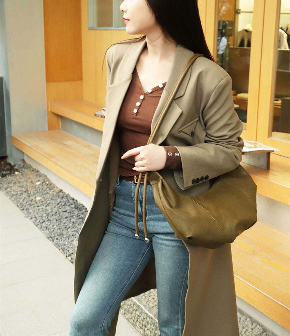 Trendy Crescent Shoulder Bag for Women - Stylish Moon-Shaped Crossbody Purse with Adjustable Strap | Perfect for Work, Travel & Everyday Use