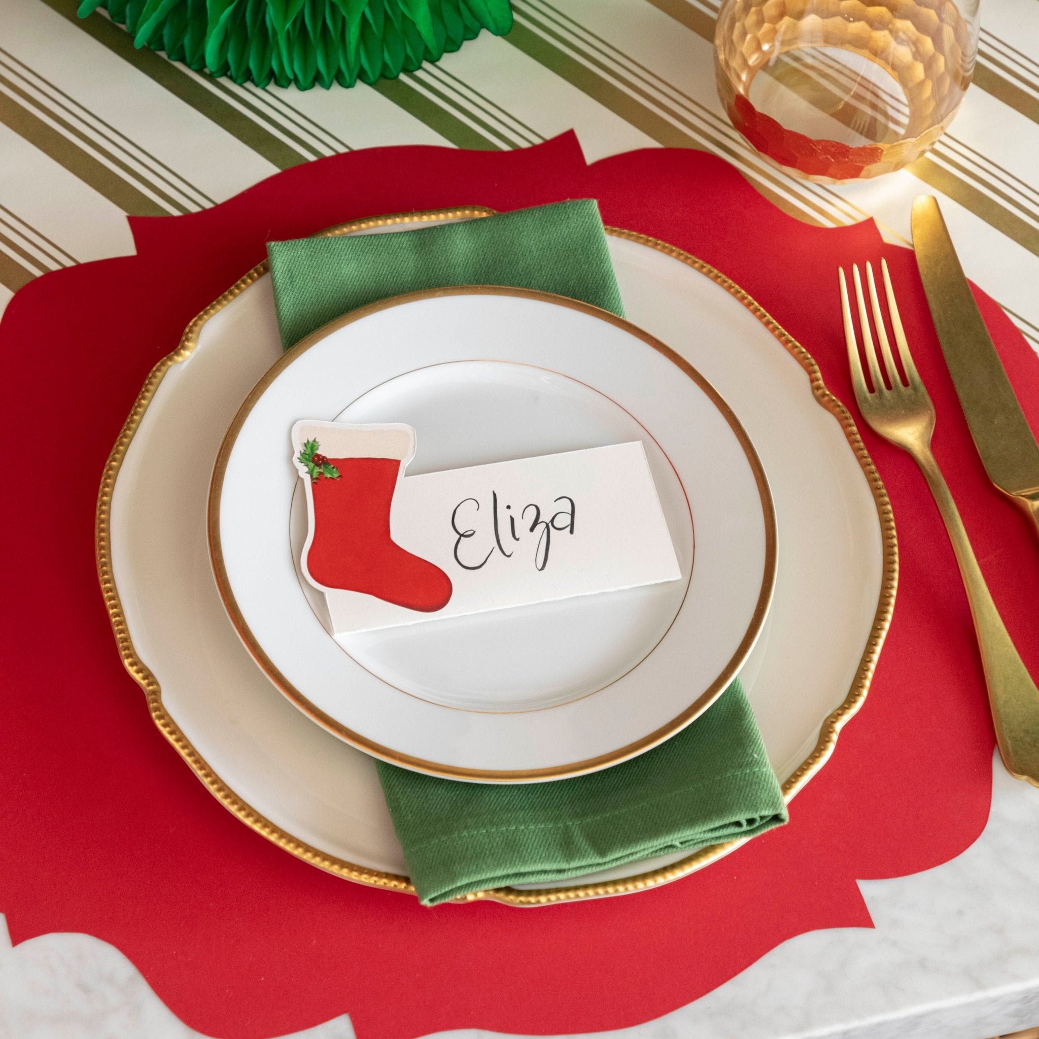 Elegant Red French Frame Die-Cut Placemat for Dining Table Decor – Perfect for Dinner Parties, Holiday Gatherings & Home Styling