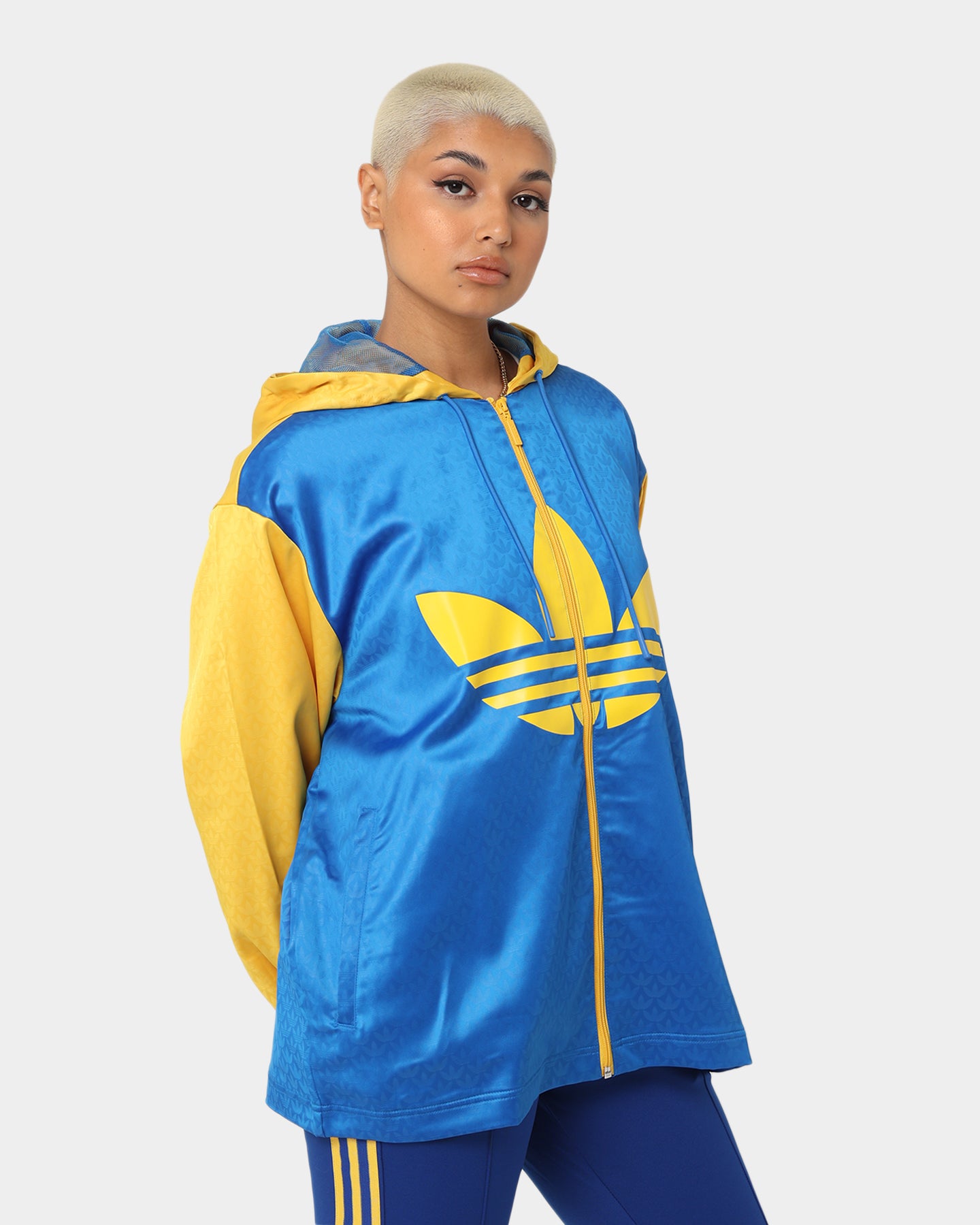 Adidas Adicolor Women's Colorblock Windbreaker Jacket - Bluebird | Lightweight Water-Resistant Running & Outdoor Sports Hoodie