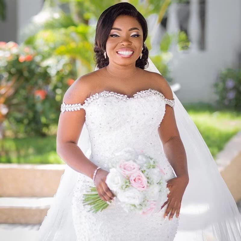 Elegant Off-The-Shoulder White Organza Wedding Dress with Beaded Lace Details - Mermaid Silhouette Sweetheart Neckline Bridal Gown for Women | Perfect for Beach Weddings, Church Ceremonies & Formal Receptions