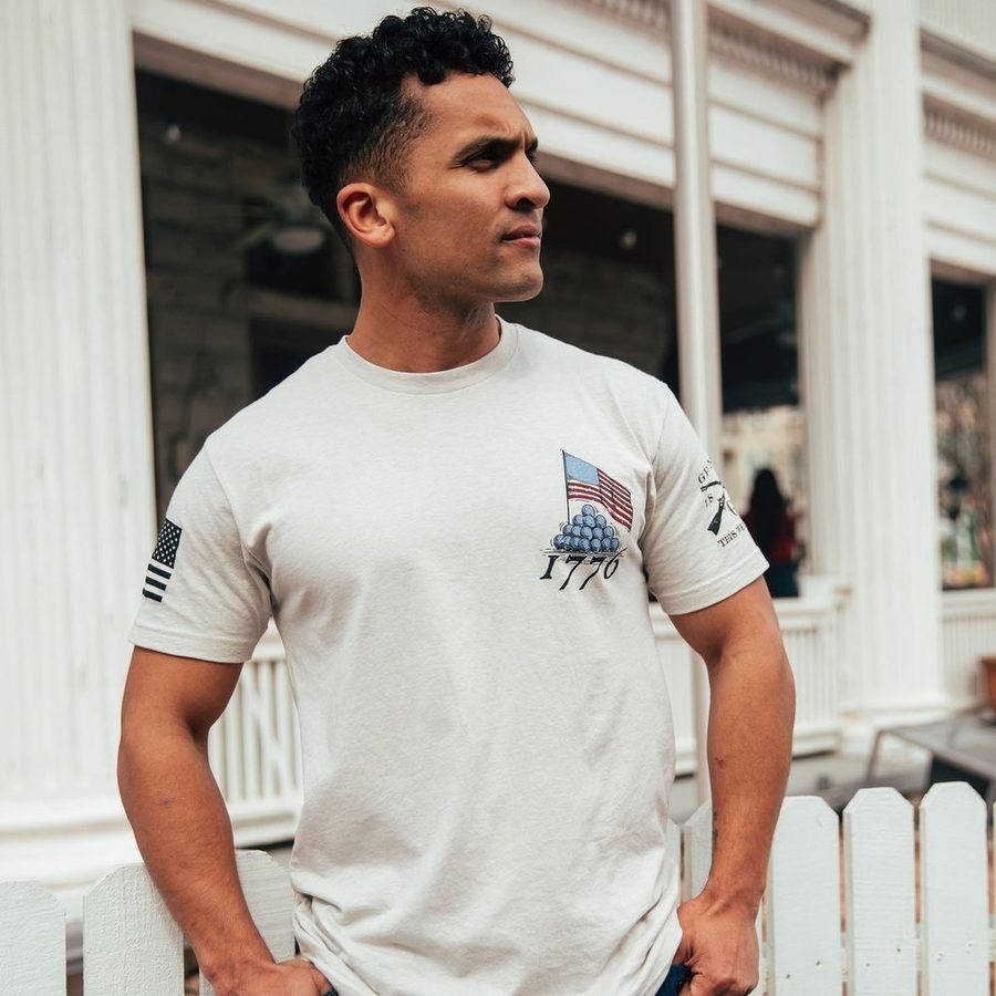 Never Run T-Shirt - Comfortable & Stylish Casual Tee for Men & Women | Perfect for Gym, Running, and Everyday Wear