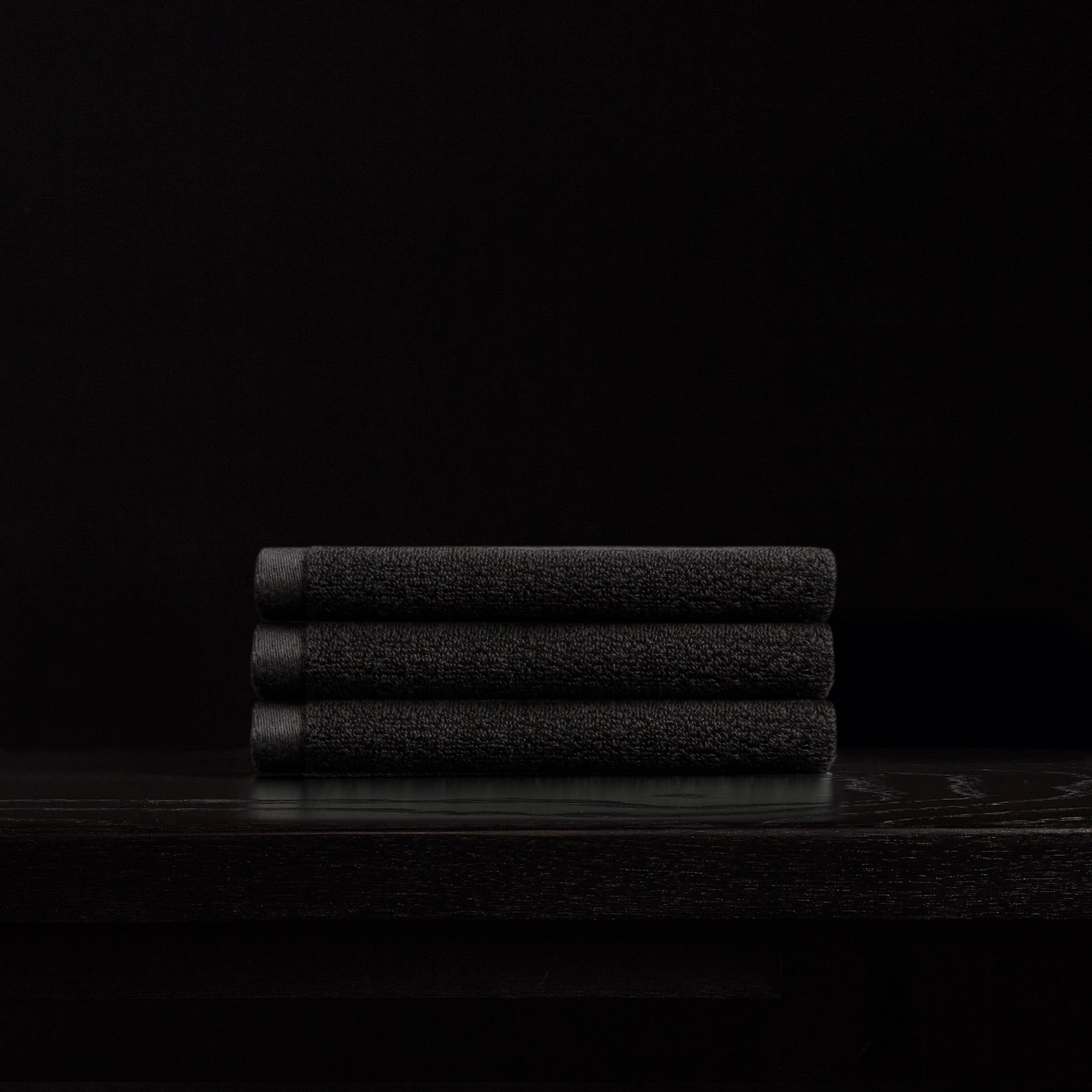 Premium Black Wash Towel - Super Absorbent & Quick Dry Bath Towel for Gym, Spa & Travel - Soft & Durable Microfiber Towel