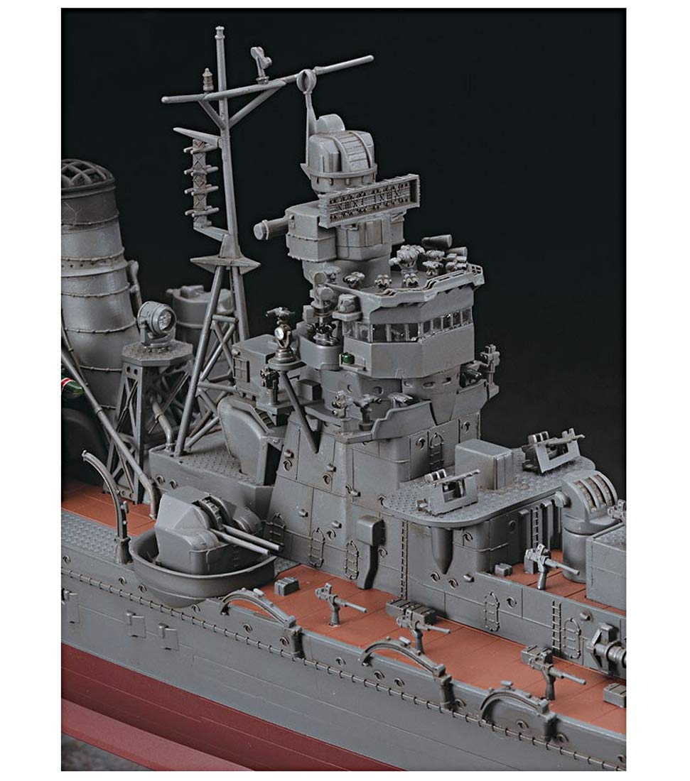Hasegawa Z26 1/350 Scale Japanese Navy Light Cruiser Yahagi Plastic Model Kit - WWII Warship Collection & Military History Display
