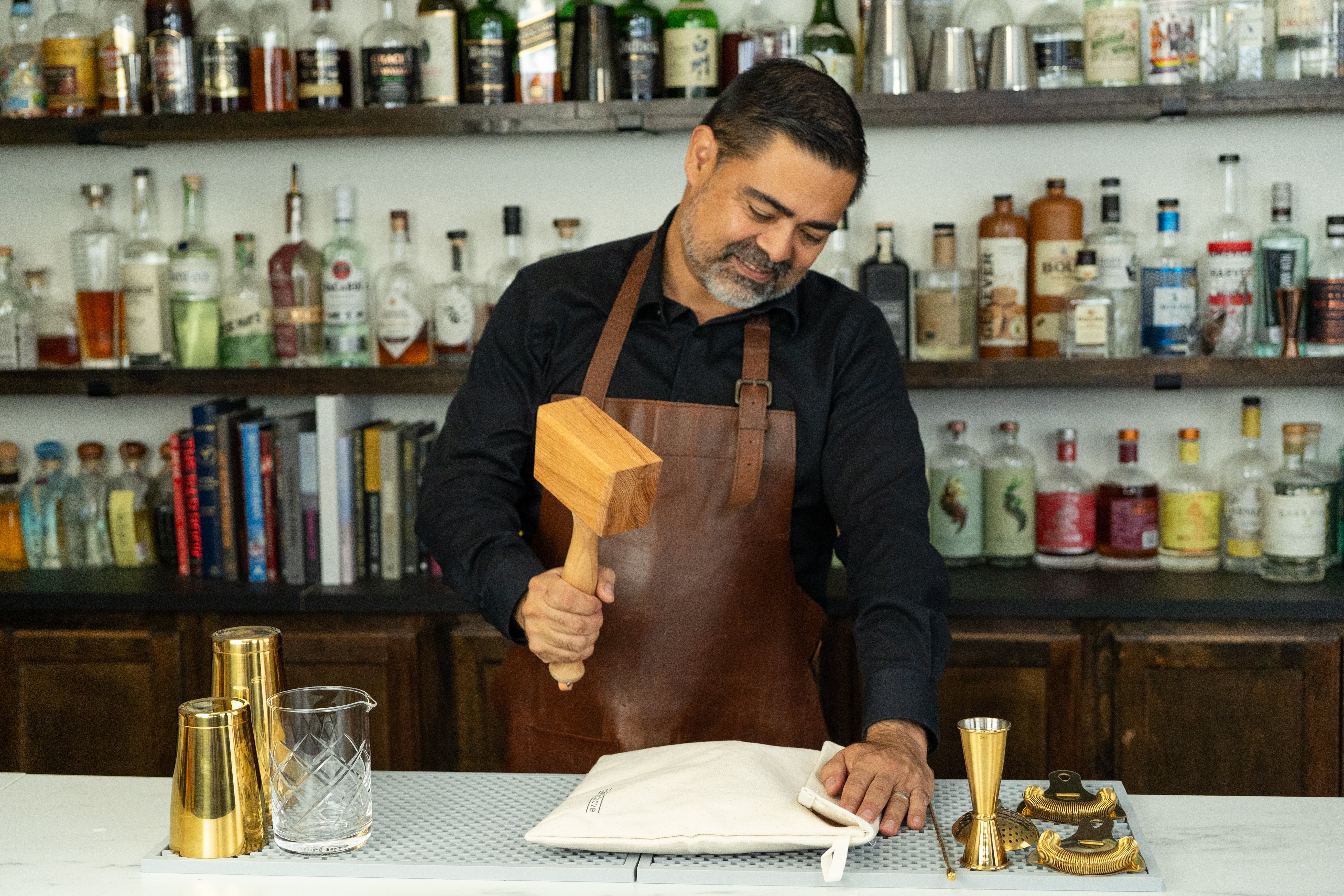 Premium Lewis Bag in Natural - Heavy-Duty Canvas Mallet Bag for Bartenders & Cocktail Enthusiasts - Perfect for Crushing Ice for Mojitos, Mint Juleps & Classic Cocktails