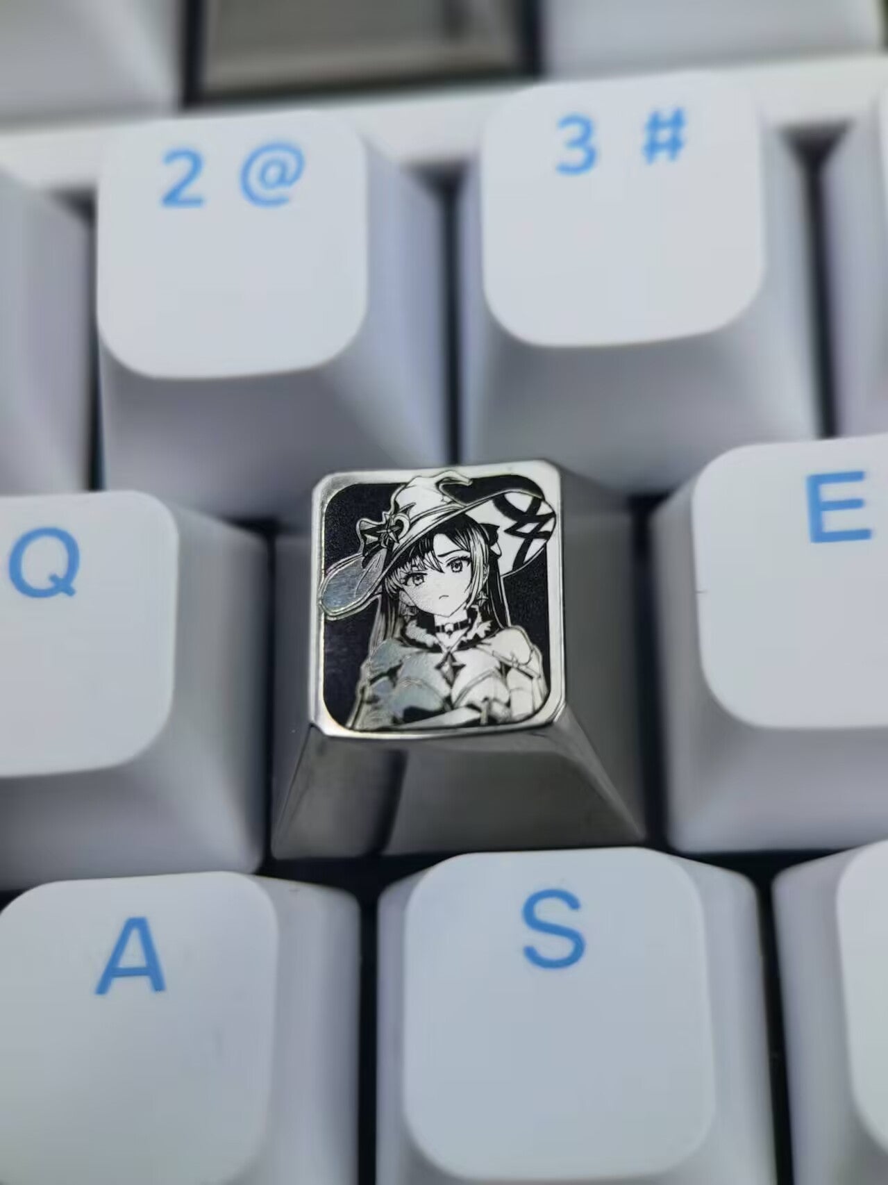 Mona Titanium Alloy Black & White Engraved 1U Custom Keycap - Durable Metal Decorative Keycap for Mechanical Keyboards (Perfect for Gaming, Typing & Custom Keyboard Builds)