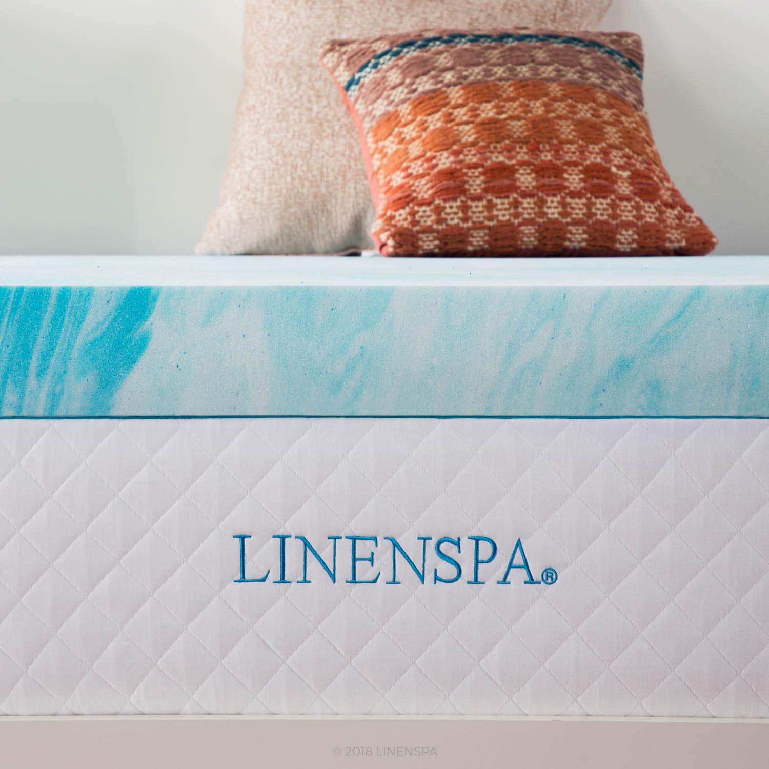 LINENSPA 4 Inch Cooling Gel Swirl Memory Foam Mattress Topper - Pressure Relieving CertiPUR-US Certified - California King Size - Perfect for Hot Sleepers & Back Pain Relief - Upgrade Your Bedroom Comfort for Better Sleep