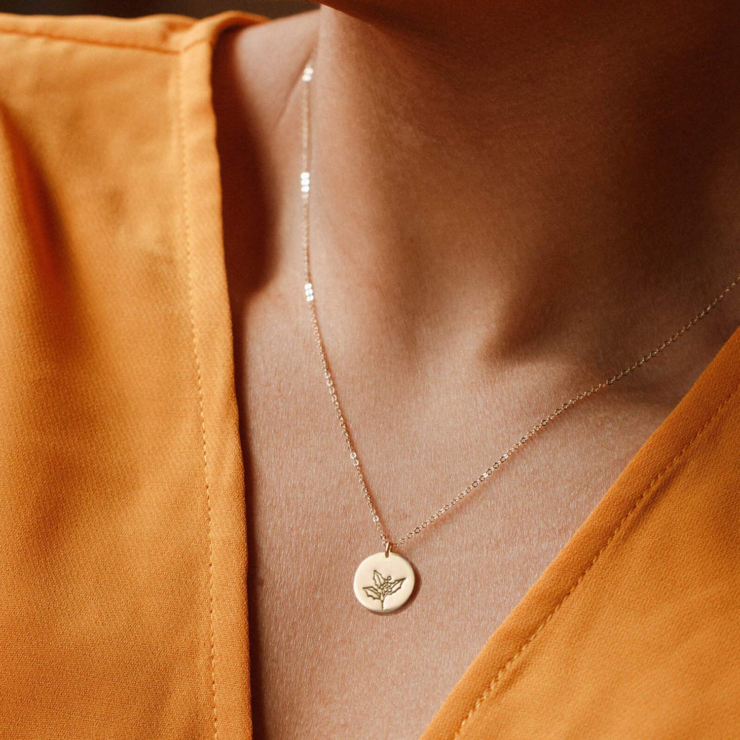 14K Gold Plated Floral Coin Pendant Necklace for Women - Personalized Birth Month Flower Jewelry, Engraved Gift for Birthday, Anniversary & Special Occasions | Elegant Layering Necklace for Everyday Wear & Formal Events