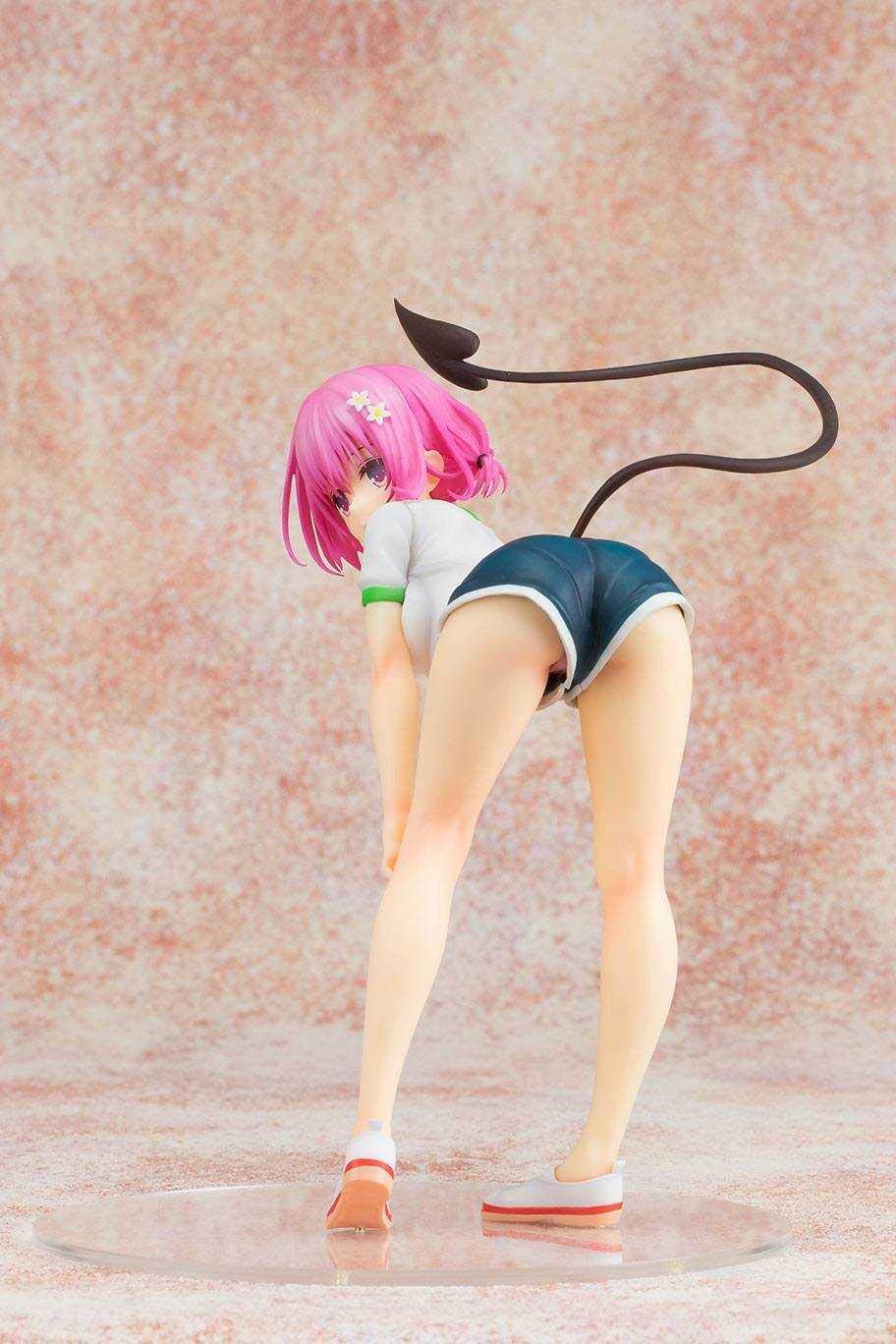 Pulchra To Love-Ru Darkness: Momo Belia Deviluke 1/7 Scale PVC Anime Figure - Perfect for Anime Collectors & Home Display