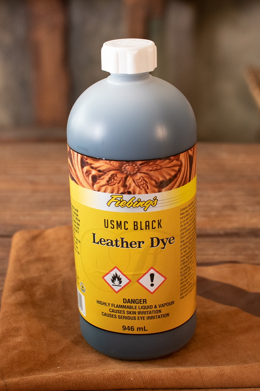 Fiebing's Professional Leather Dye - 32 oz (946 ml) Alcohol-Based Leather Stain in Black | Perfect for Leathercraft, Shoes, Bags, Belts & Furniture Restoration