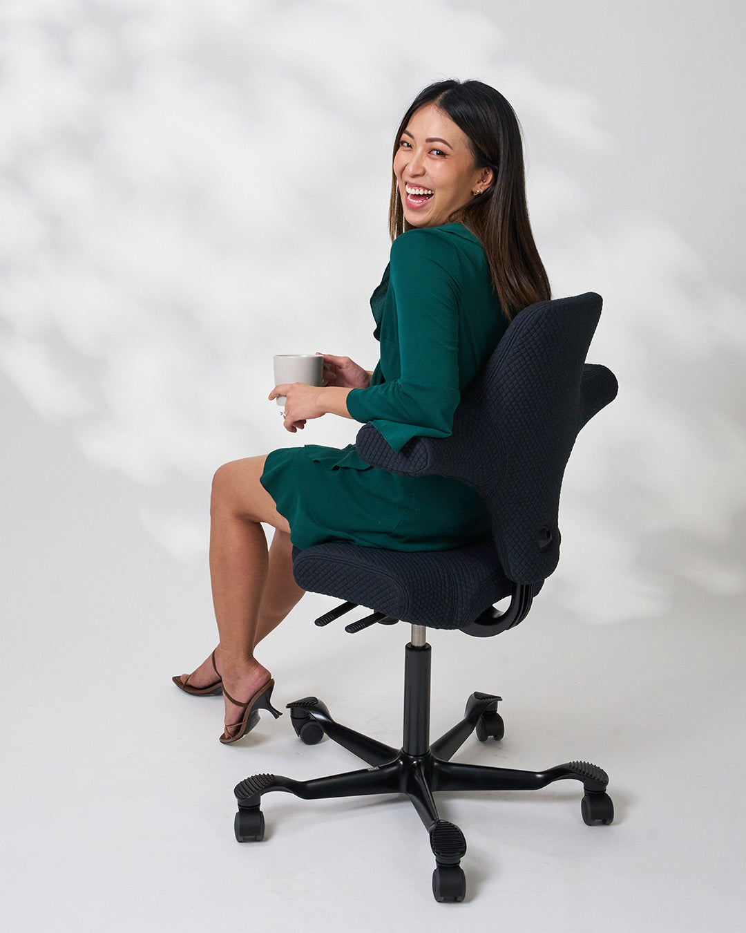 HÅG Capisco 8106 Ergonomic Office Chair with Kvadrat Mosaic 2 Fabric in Black - Perfect for Home Office, Coworking Spaces & Modern Workstations