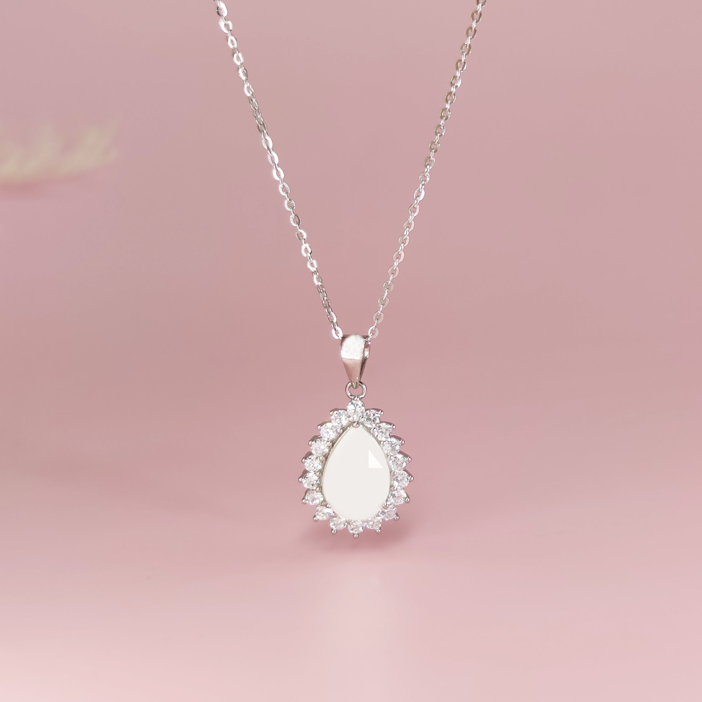Evelyn Grace: Personalized Breast Milk Jewelry Necklace - Unique Keepsake for Moms & Breastfeeding Mothers - Perfect for Mother's Day & Baby Showers