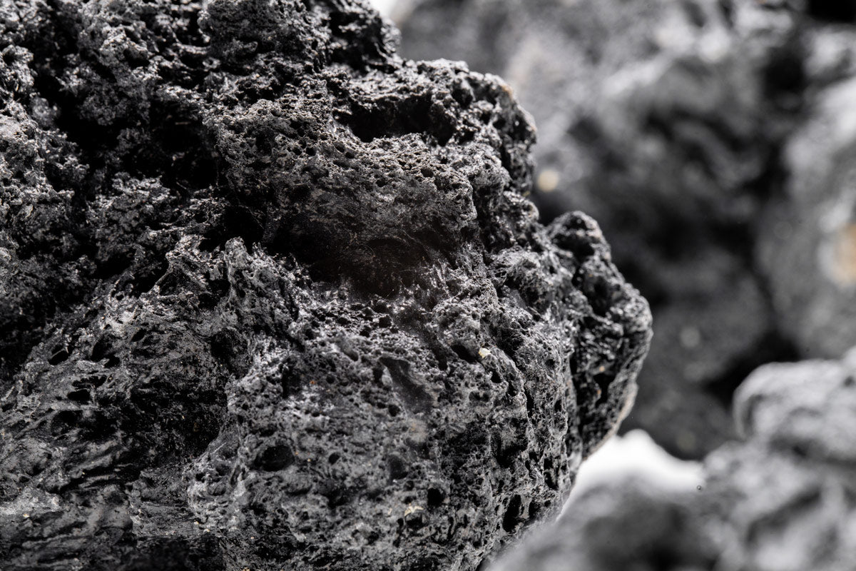 Premium Black Lava Rocks for Landscaping - Natural Volcanic Stones for Garden Decor, Aquariums & Fire Pits - Heat Resistant, Porous & Lightweight (10 lbs)