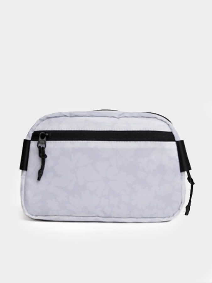 Vooray Quinn Belt Bag - Stylish & Functional Waist Pack for Running, Travel & Outdoor Activities | Hands-Free Convenience for Hiking, Shopping & Festivals