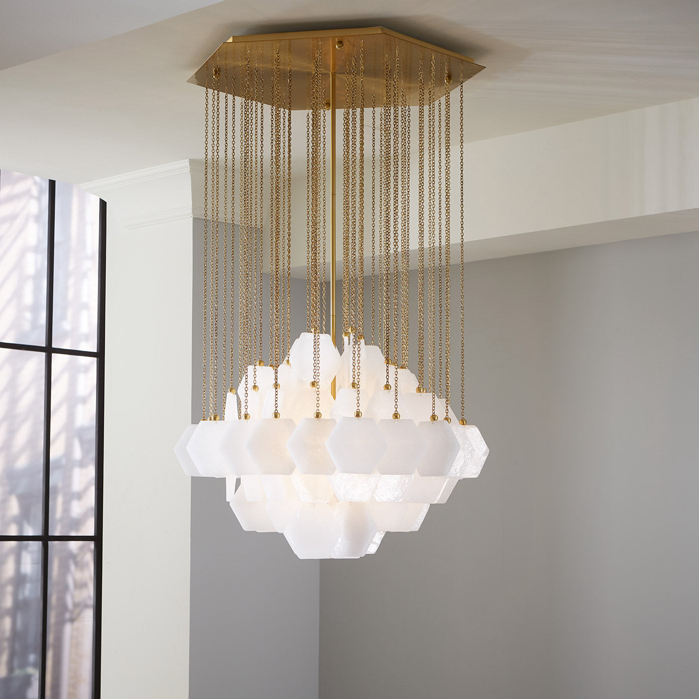 Elegant Vienna Crystal Chandelier - Modern Luxury Ceiling Light Fixture for Dining Room, Living Room & Bedroom - Perfect for Home Decor & Wedding Venues