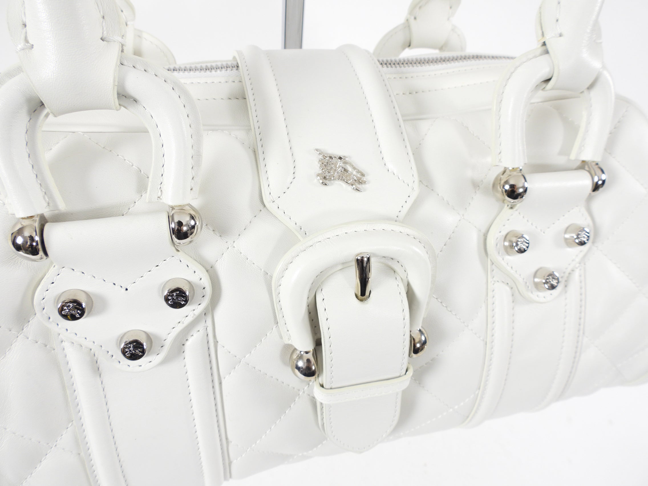 Burberry Prorsum White Leather Shoulder Bag | Luxury Designer Handbag for Women | Perfect for Work, Travel & Evening Events