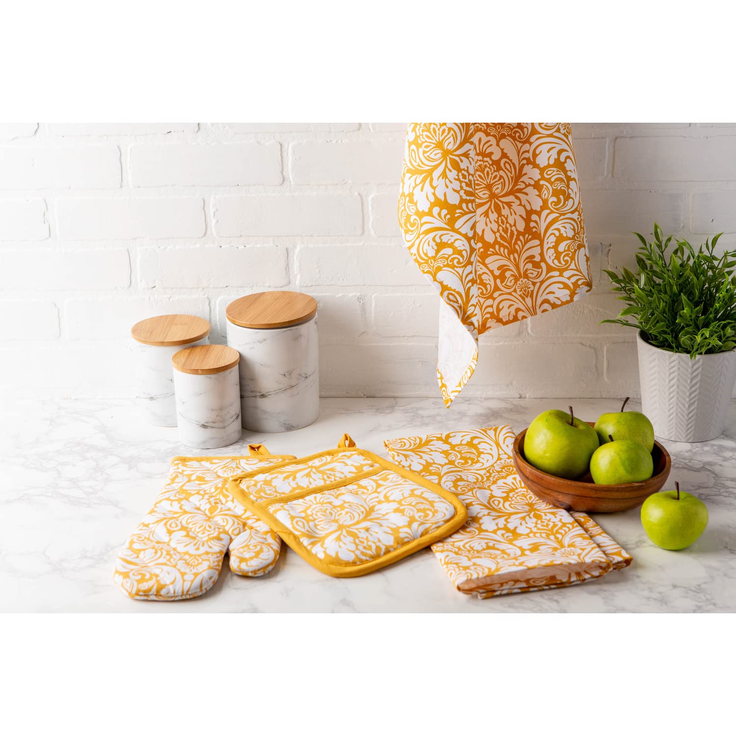 DII Quilted Oven Mitt and Potholder Set - Heat Resistant Kitchen Accessories with Hanging Loop for Easy Storage (6.5x12 Mitt & 8x8.5 Holder) - Mustard Damask Print - Perfect for Baking, Cooking, Grilling and Kitchen Decor
