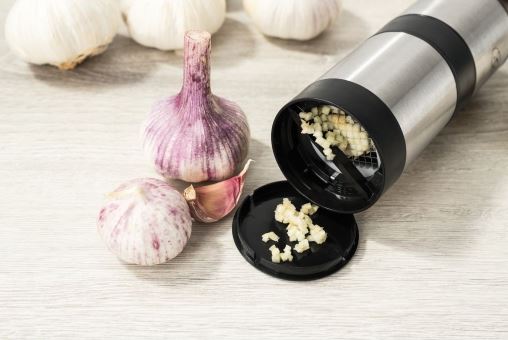 Premium Garlic Cutter 2-Piece Set - Stainless Steel Garlic Chopper & Slicer for Kitchen - Perfect for Cooking, Meal Prep & Garlic Lovers