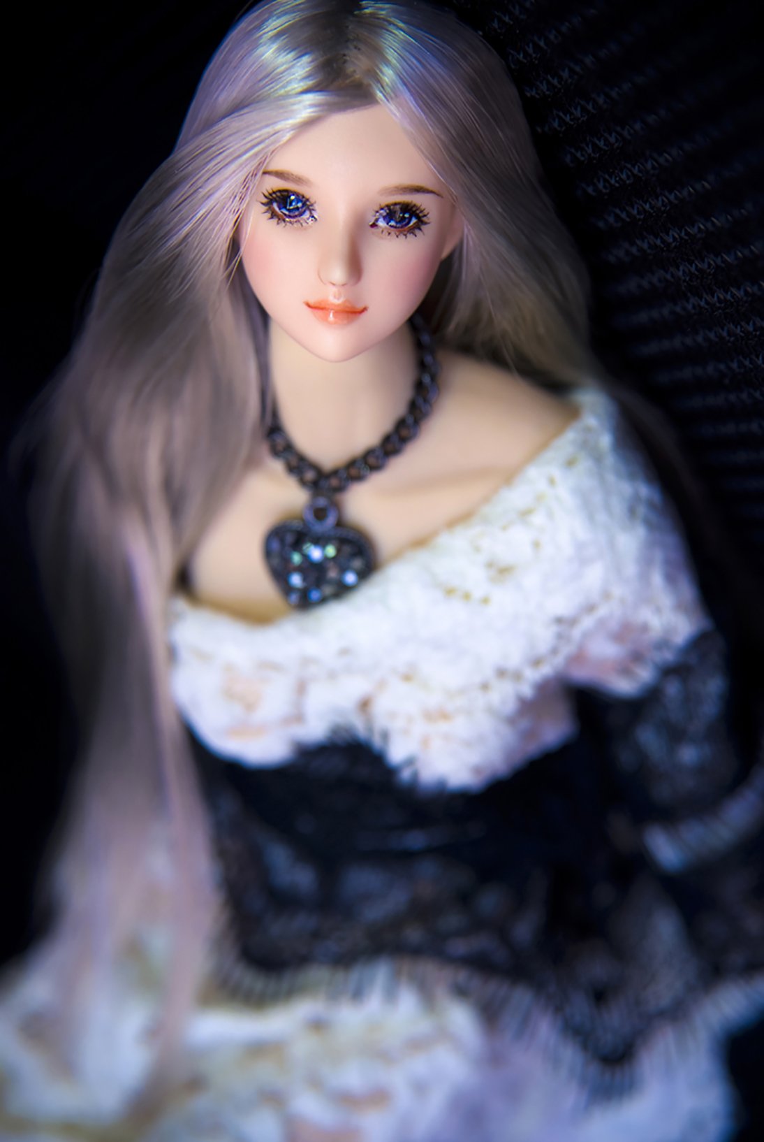 HiPlay 1/6 Scale Female Figure Head Sculpt - 100% Handmade Customized Makeup, Beautiful Charming Girl Doll Head for 12