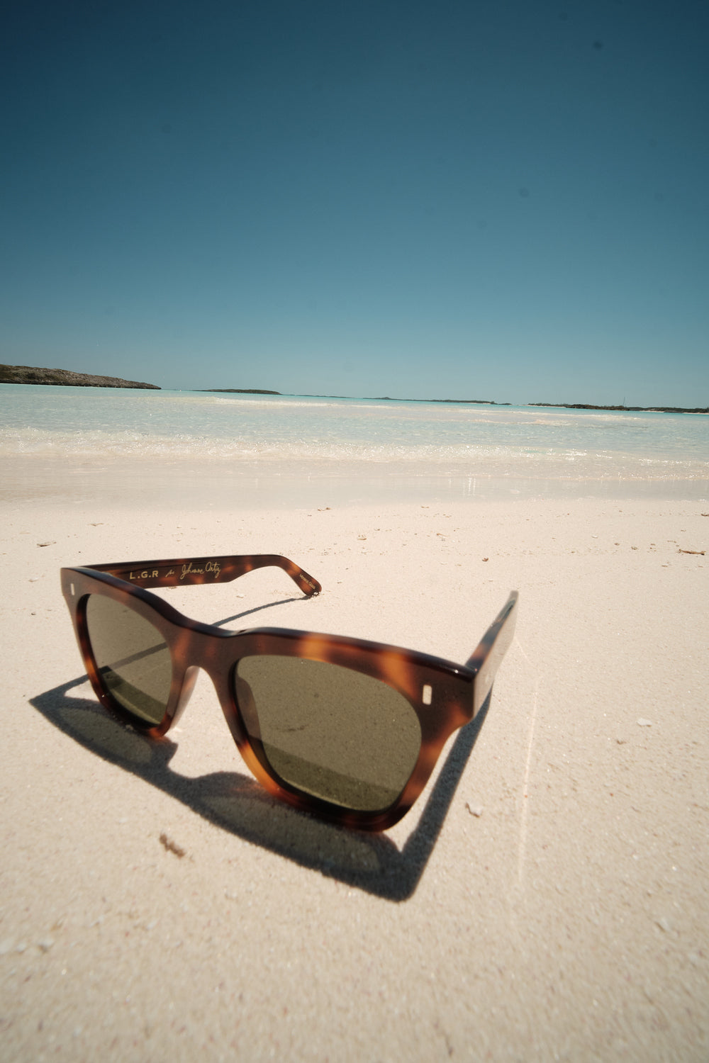 Stylish Pyramid Of The Sun Sunglasses for Men & Women - UV Protection Polarized Aviator Shades - Perfect for Beach, Driving & Outdoor Activities