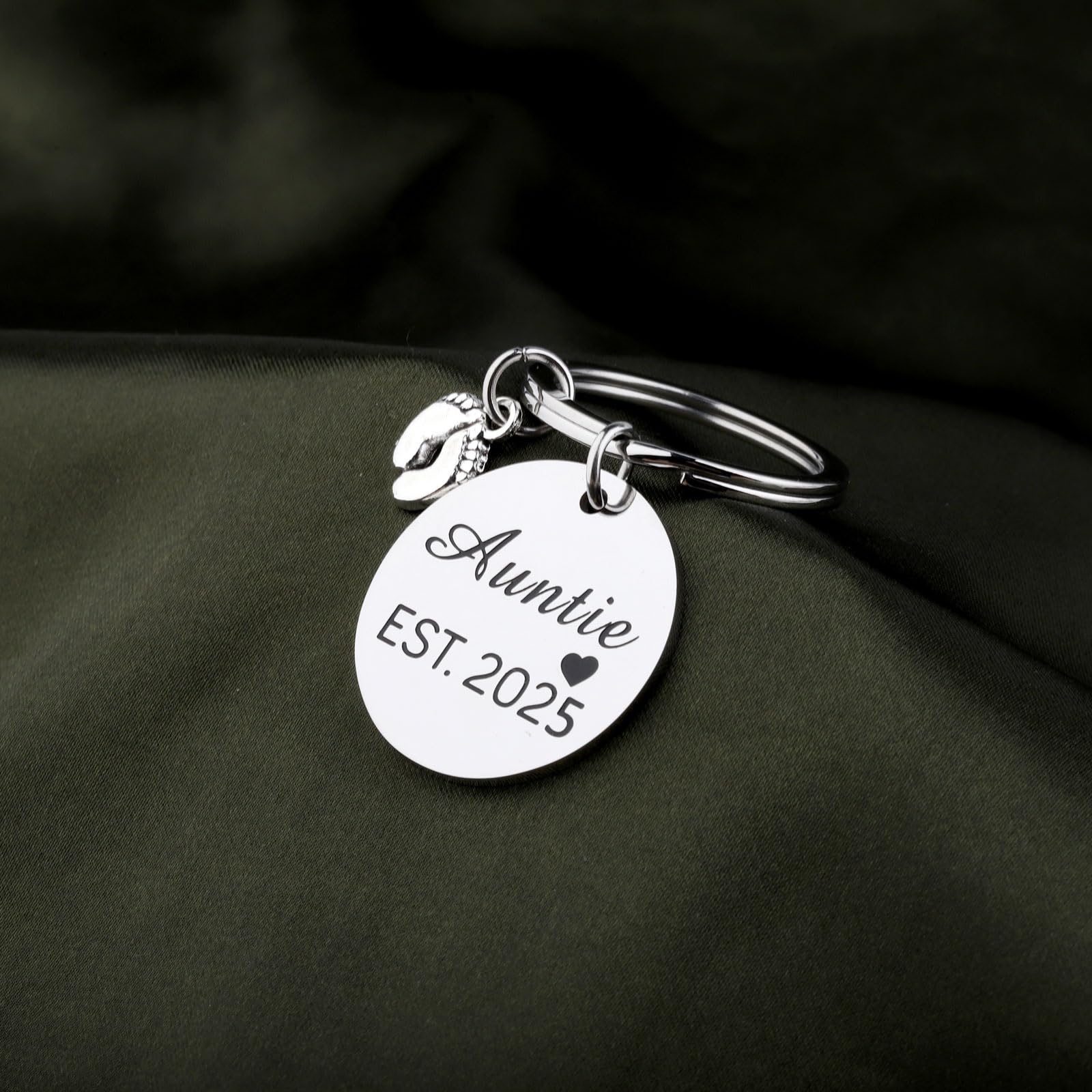 BNQL 2025 Auntie Keychain - Elegant Jewelry Gift for New & First-Time Aunts - Perfect for Baby Showers, Birth Announcements & Family Celebrations