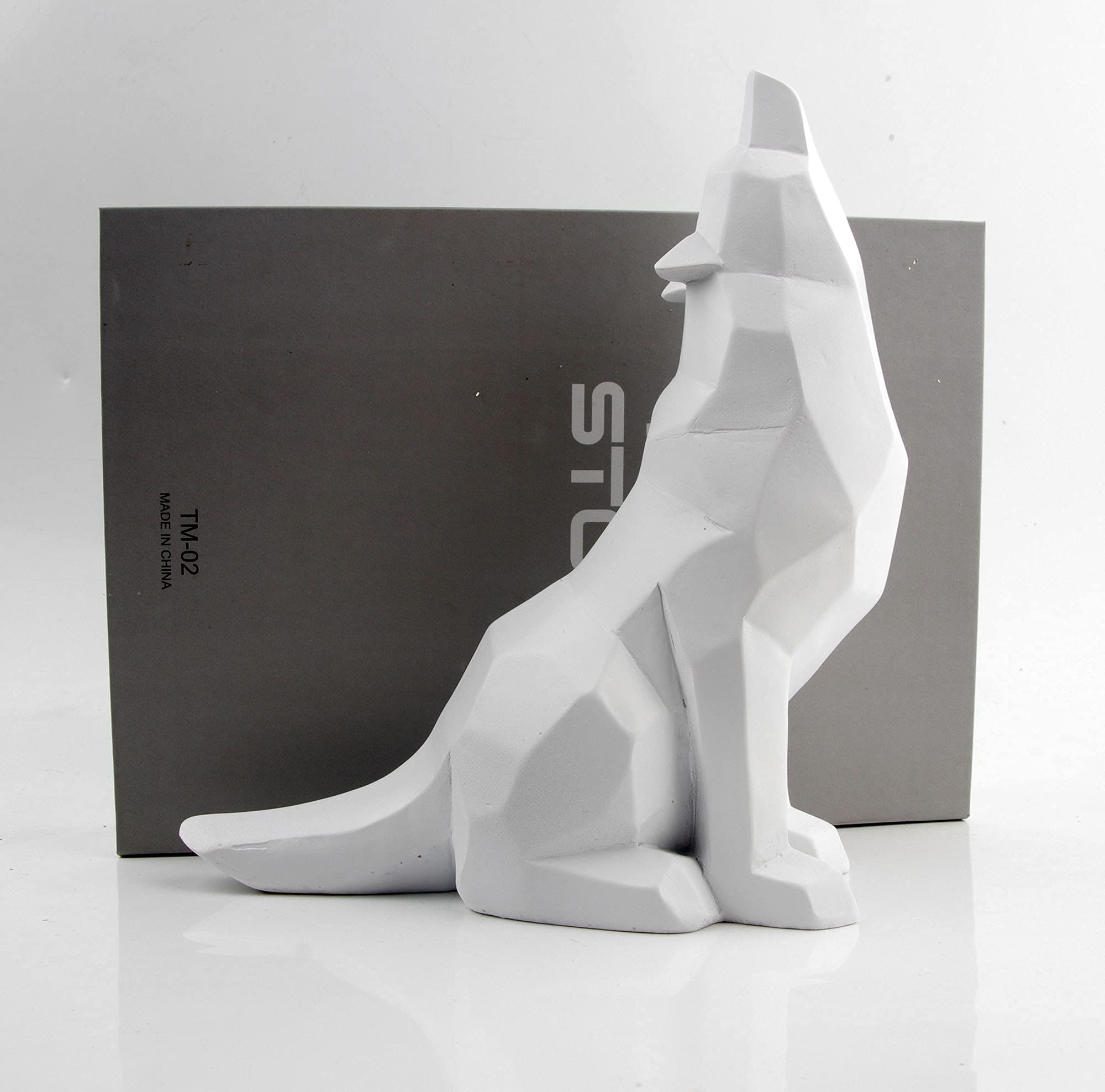 Howling Wolf Statue - White Wolf Figurine for Home Decor, Office Desk, Cabin & Wilderness Themed Decorations