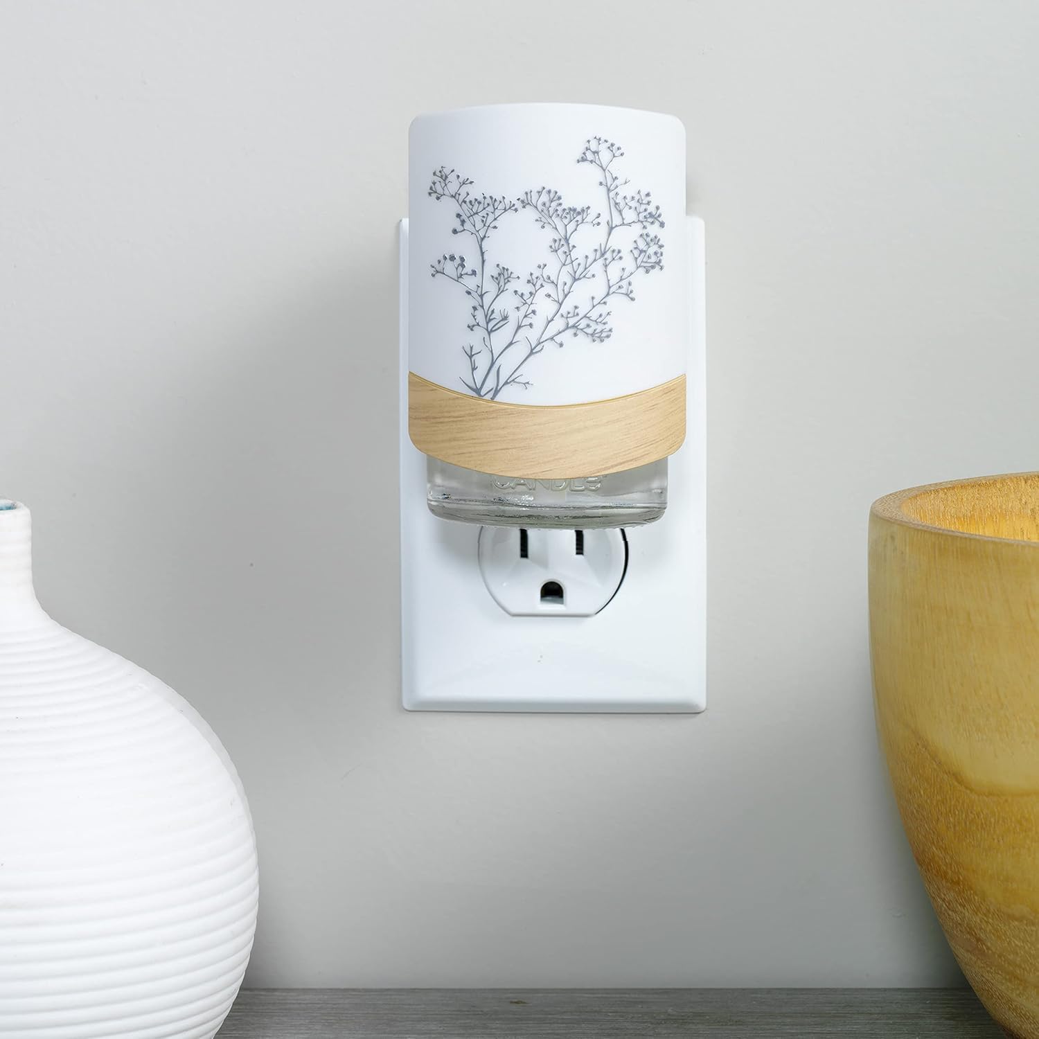 Yankee Candle Scent Plug Diffuser Base - Multi-Scent Air Freshener for Home, Office & Car | Aromatherapy & Odor Eliminator