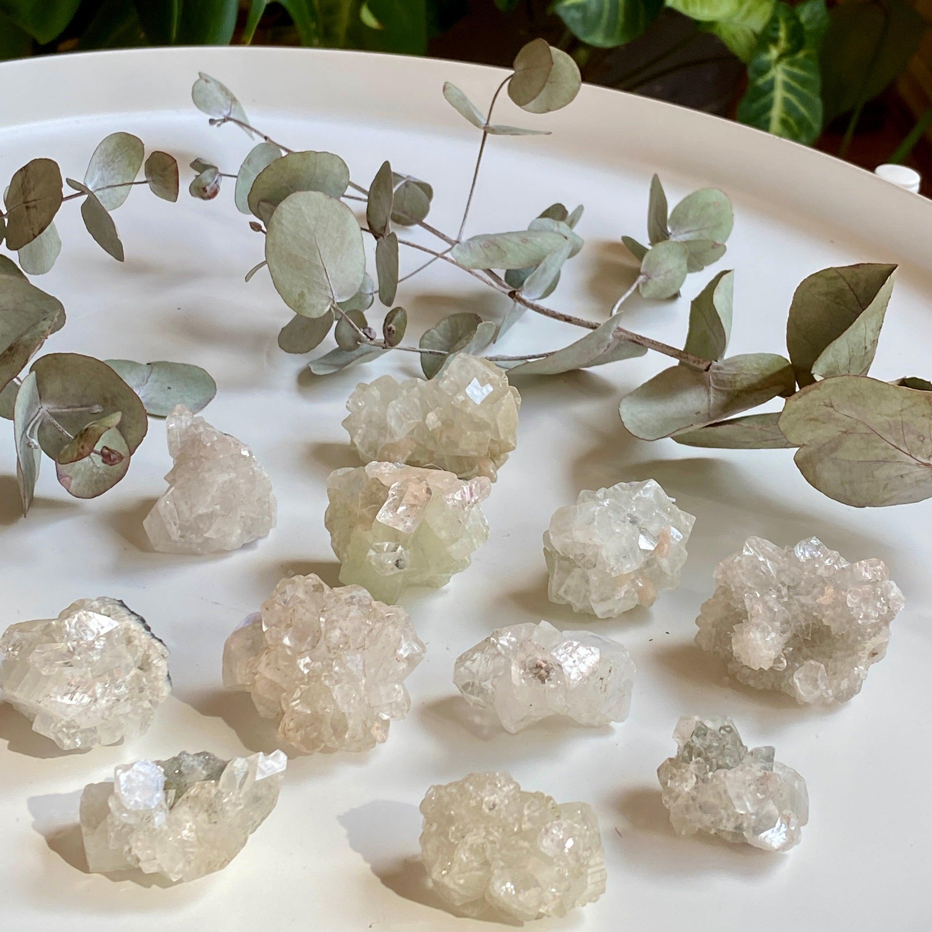 Natural Apophyllite Crystal Cluster - Healing Stone for Meditation, Reiki & Energy Work - Perfect for Home Decor & Spiritual Practices