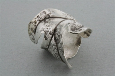 Elegant Curled Leaf Ring - Sterling Silver Jewelry for Women, Perfect for Everyday Wear & Special Occasions