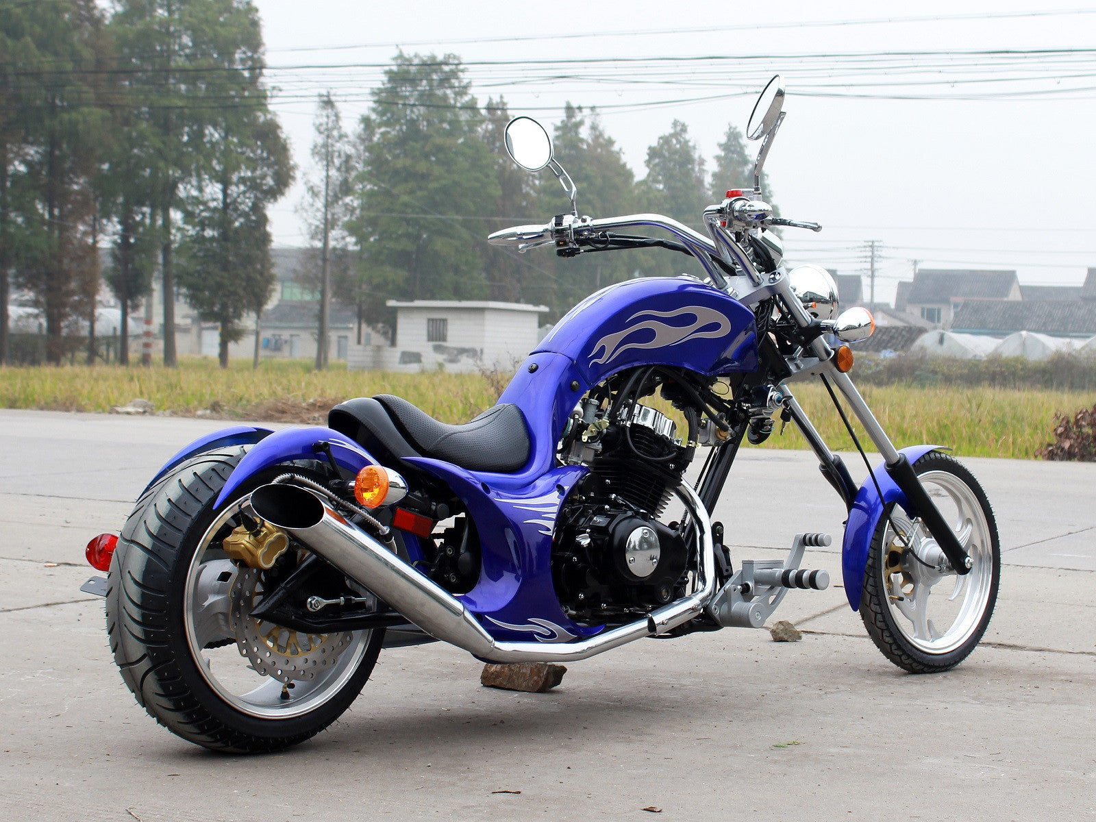 Venom Villain 250cc Chopper Motorcycle - 5-Speed Manual Transmission for Cruising & Adventure Riding