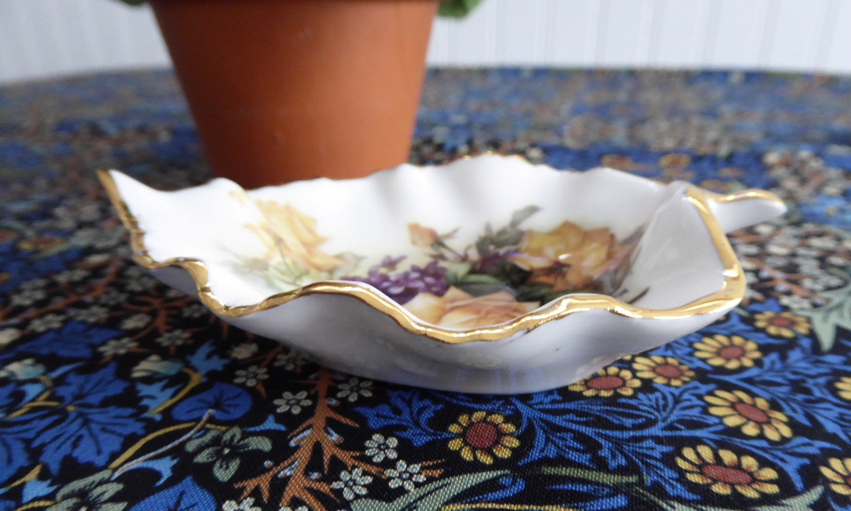 Elegant Bone China Leaf-Shaped Tea Bag Holder with Yellow Roses & Violets Design - England Royal Patrician Collection | Perfect for Afternoon Tea, Bridal Showers & English Tea Party Decor