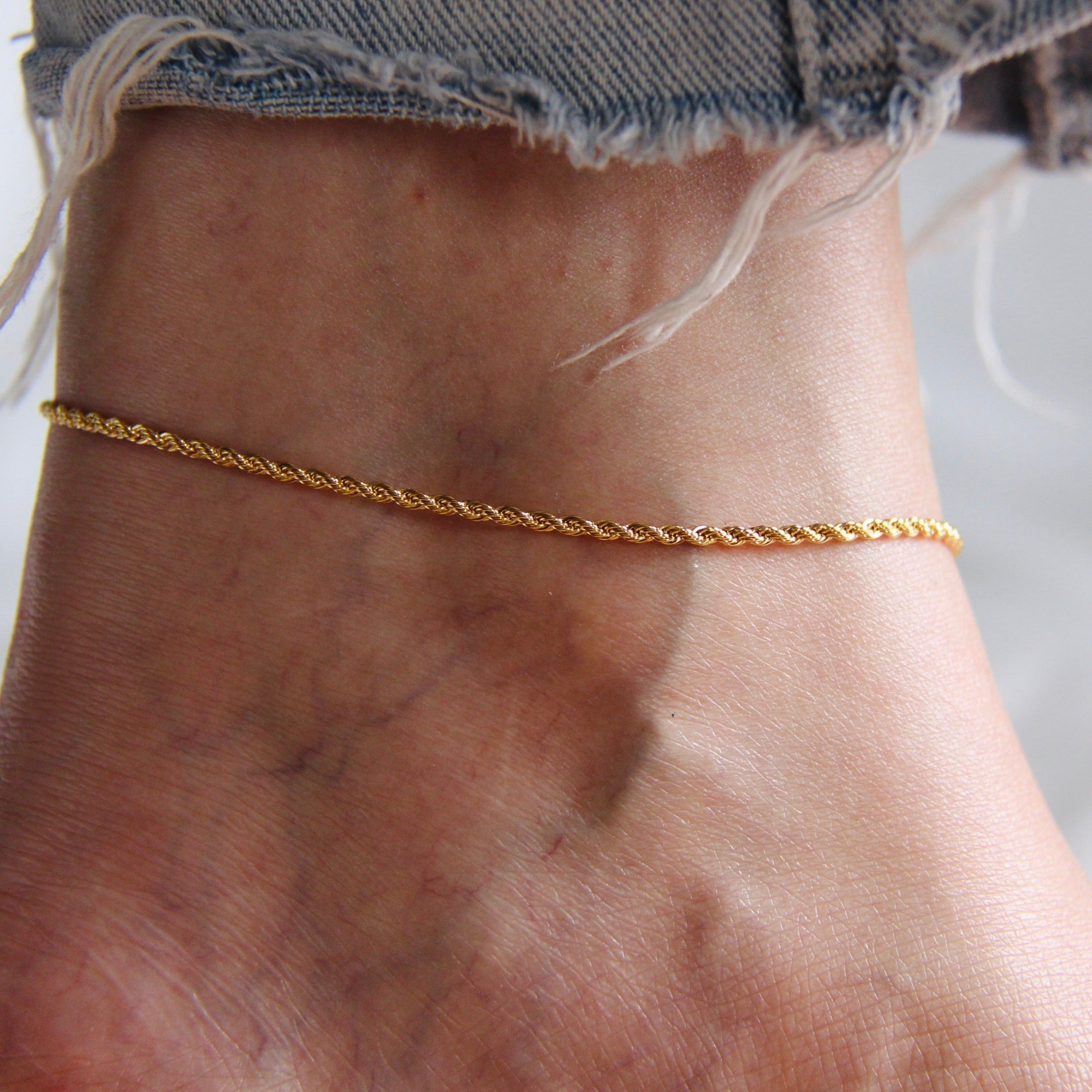 10K Gold Filled Rope Link Anklet - Elegant Adjustable Ankle Bracelet for Women, Perfect for Beach Vacations, Summer Outfits & Boho Jewelry Collection