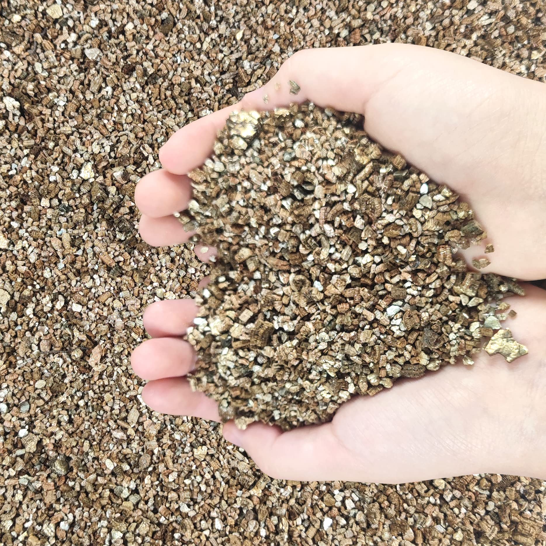 Premium Organic Vermiculite Granules for Plants, Gardening & Hydroponics - 7 Quarts - Natural Soil Amendment for Better Aeration, Drainage & Root Growth - Ideal for Indoor Plants, Seed Starting & Garden Beds