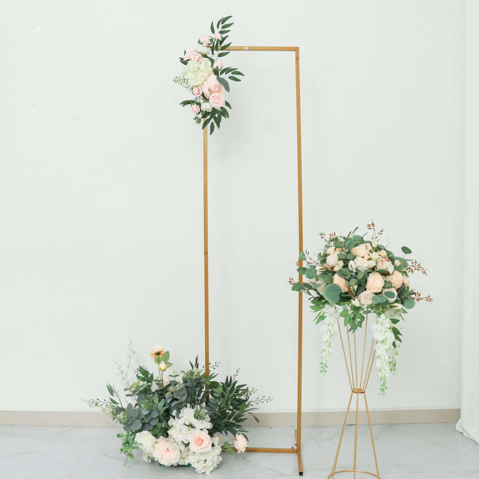 5.5ft Gold Wedding Flower Stand - Metal Backdrop & Vase Column for Wedding Decor