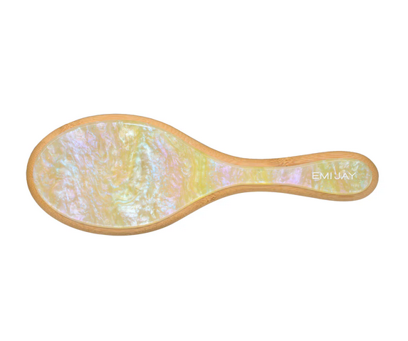 Lemon Sugar Flat Brush - Professional Makeup Brush for Blending & Contouring - Perfect for Foundation, Concealer & Powder Application