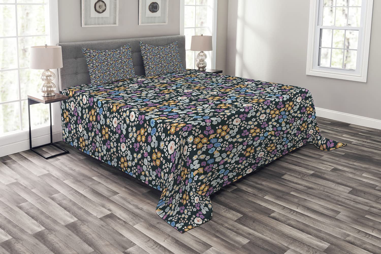 Ambesonne Floral Bedspread Set - Queen Size Dark Violet Blue 3-Piece Quilted Coverlet with 2 Pillow Shams | Meadow Flowers Pansy Daisy Nature Garden Art Design | Perfect for Bedroom Decor, Guest Room, Romantic Retreat & Boho Chic Home Styling