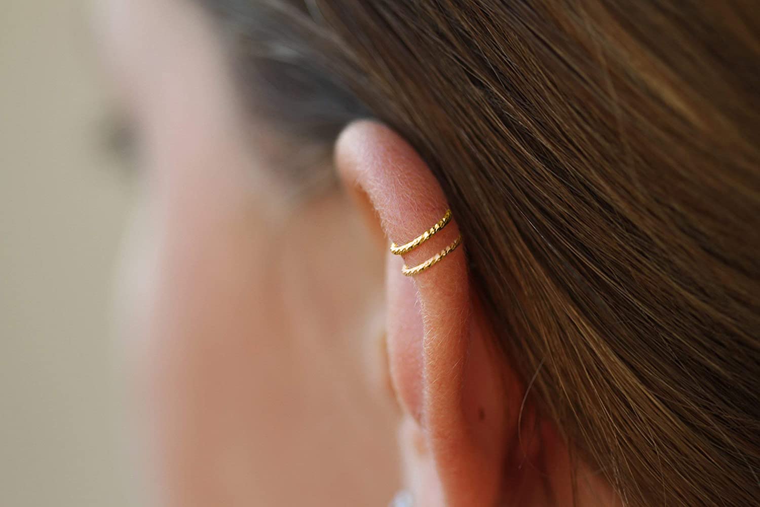 20G Tiny Cut Wire Gold Double Fake Hoop Helix Ring - Spiral Faux Helix Piercing Jewelry for Cartilage, Snug False Double Helix Earrings | Perfect for Everyday Wear, Parties & Gifts (Hammered Gold)