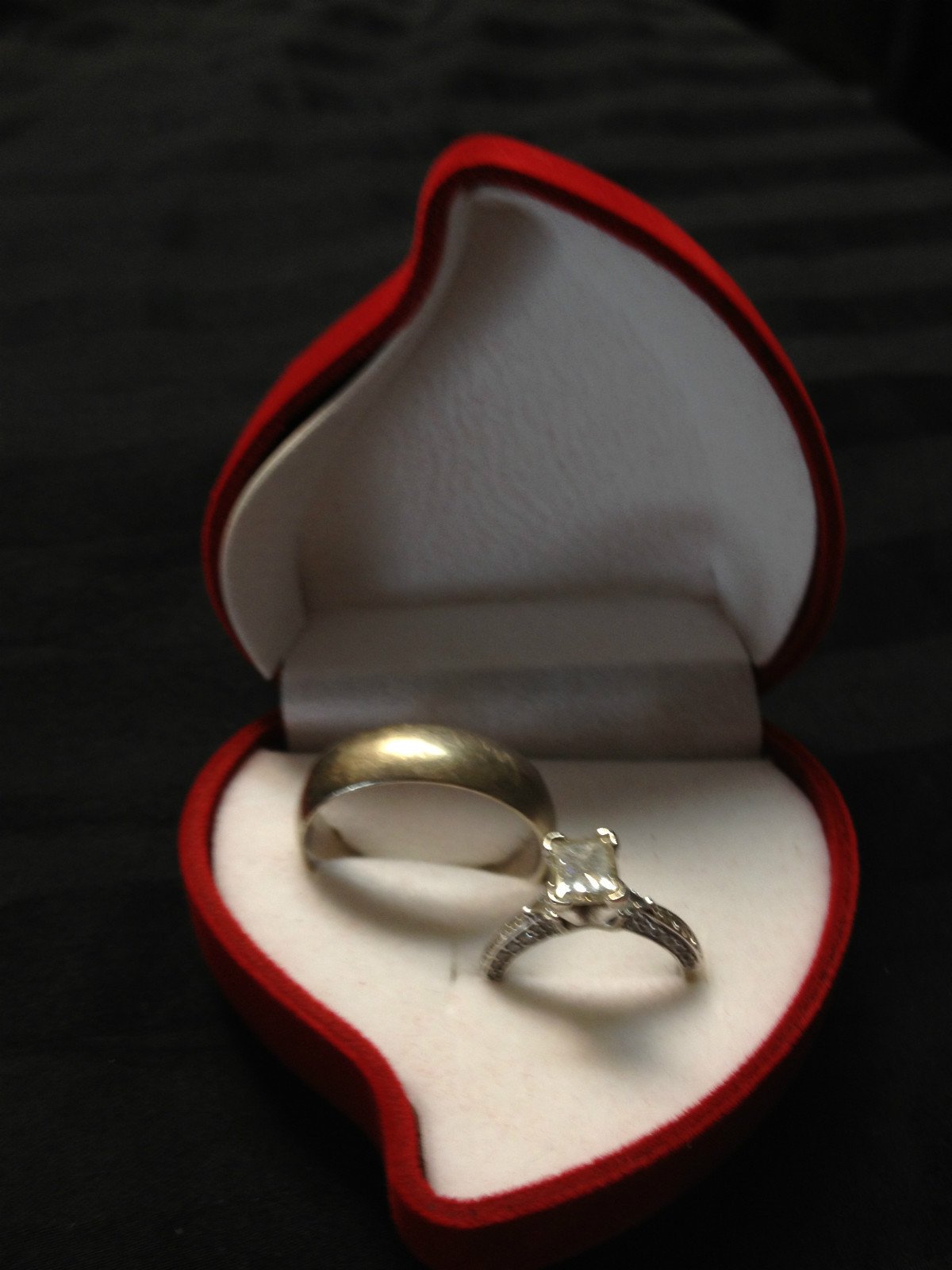 Romantic Red Rose Heart-Shaped Engagement Ring Jewelry Gift Box - Perfect for Proposals, Anniversaries & Valentine's Day Gifts