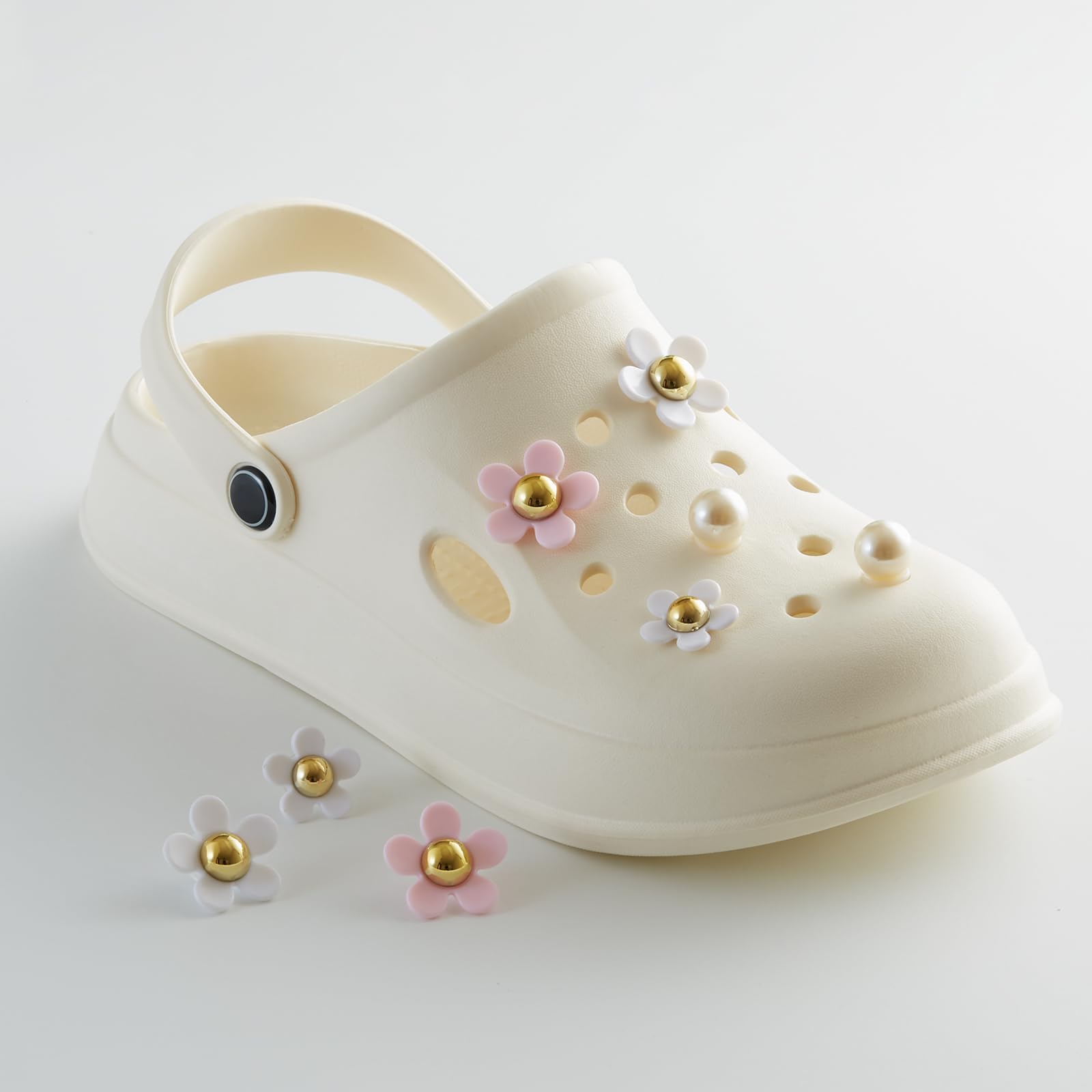 Cute Daisy Flower Shoe Charms for Women, Girls, Teens & Kids - Adorable Shoe Accessories for Sneakers, Sandals & Flats | Perfect for School, Parties & Everyday Fashion