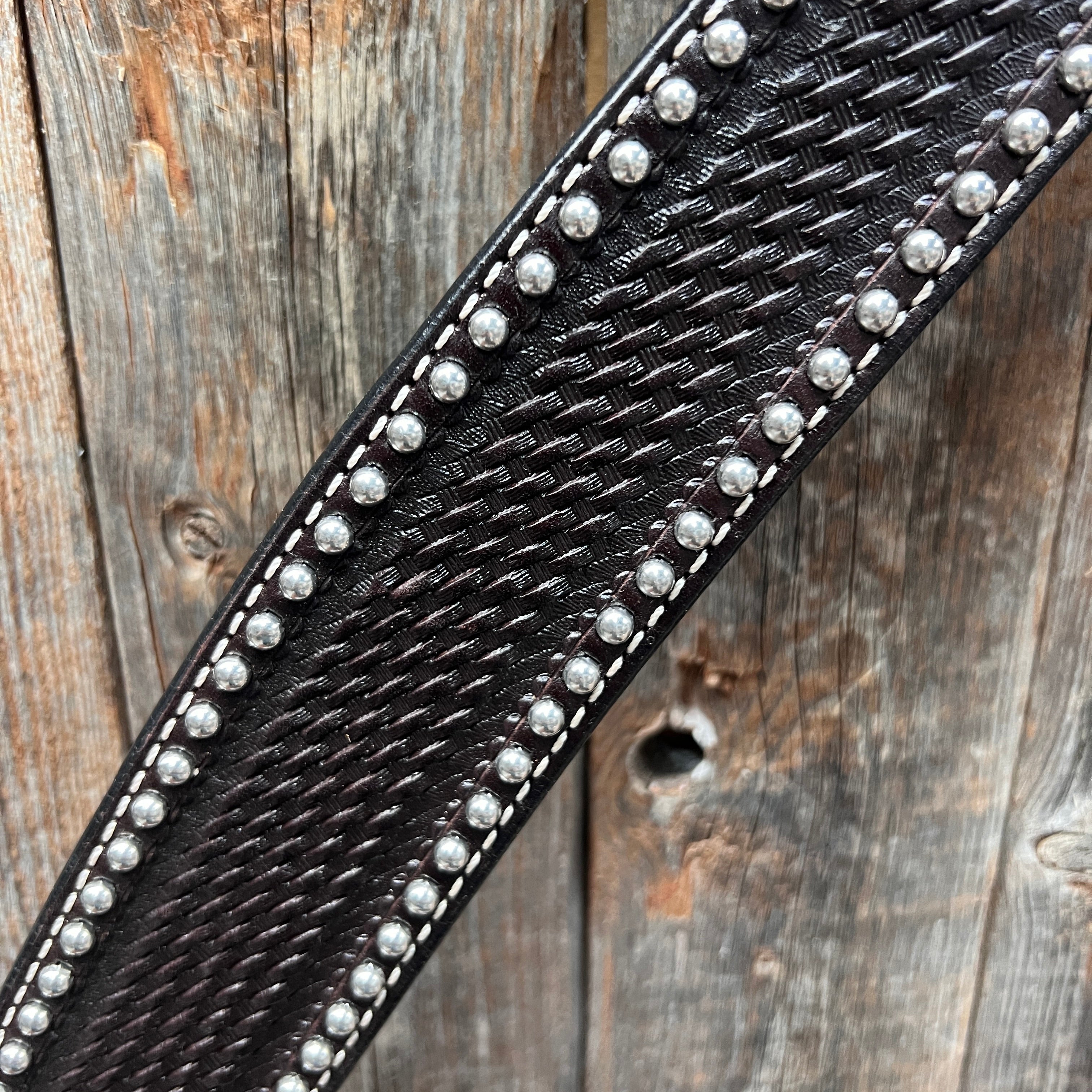 Premium Dark Oil Basketweave Silver Dot Breastcollar for Horses - Western Show & Trail Riding Equestrian Gear