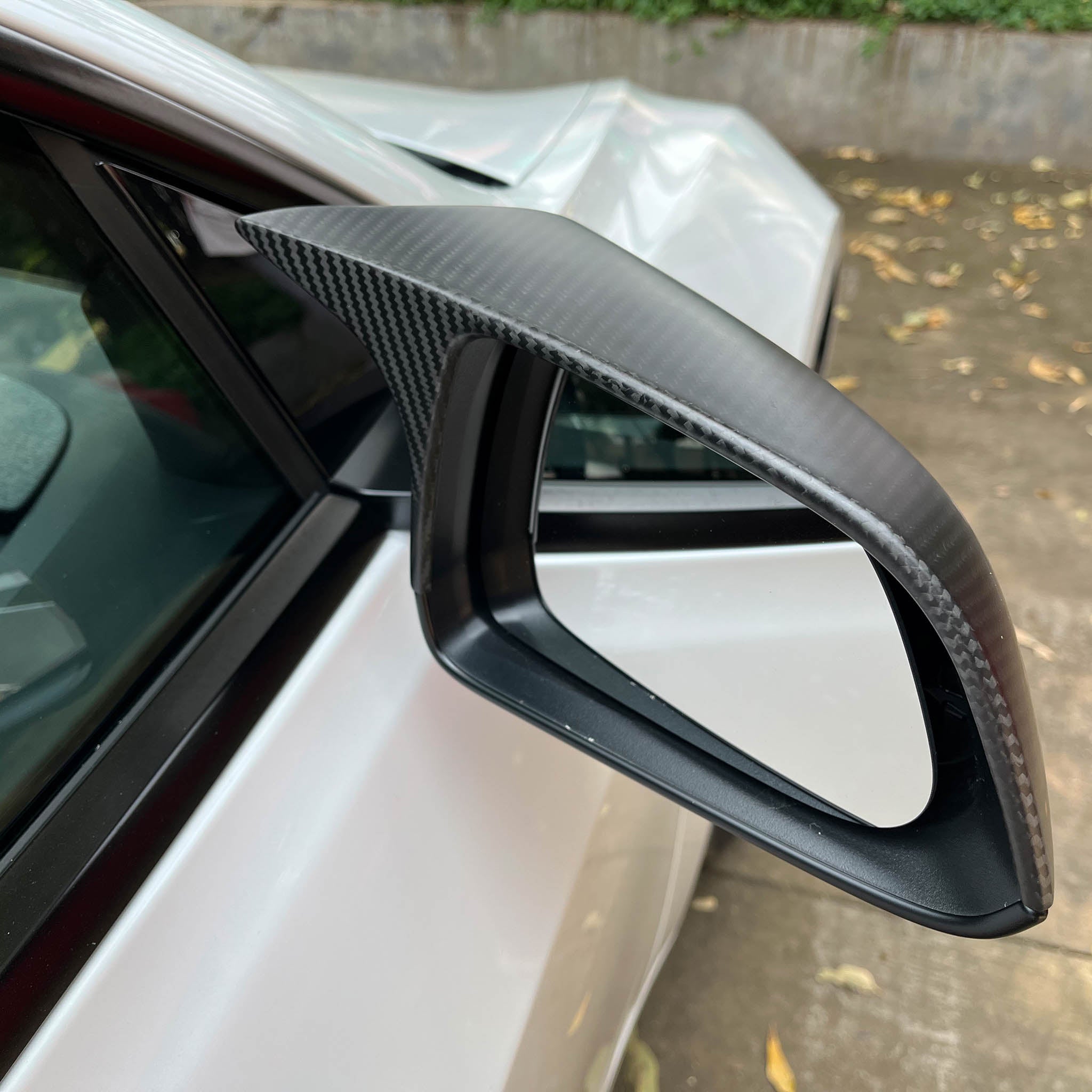 Premium Real Carbon Fiber Mirror Caps for Tesla Model 3/Y & 2024+ Model 3 Highland - Lightweight & Durable Exterior Upgrade for Enhanced Style & Protection (Perfect for Car Enthusiasts & Custom Builds)