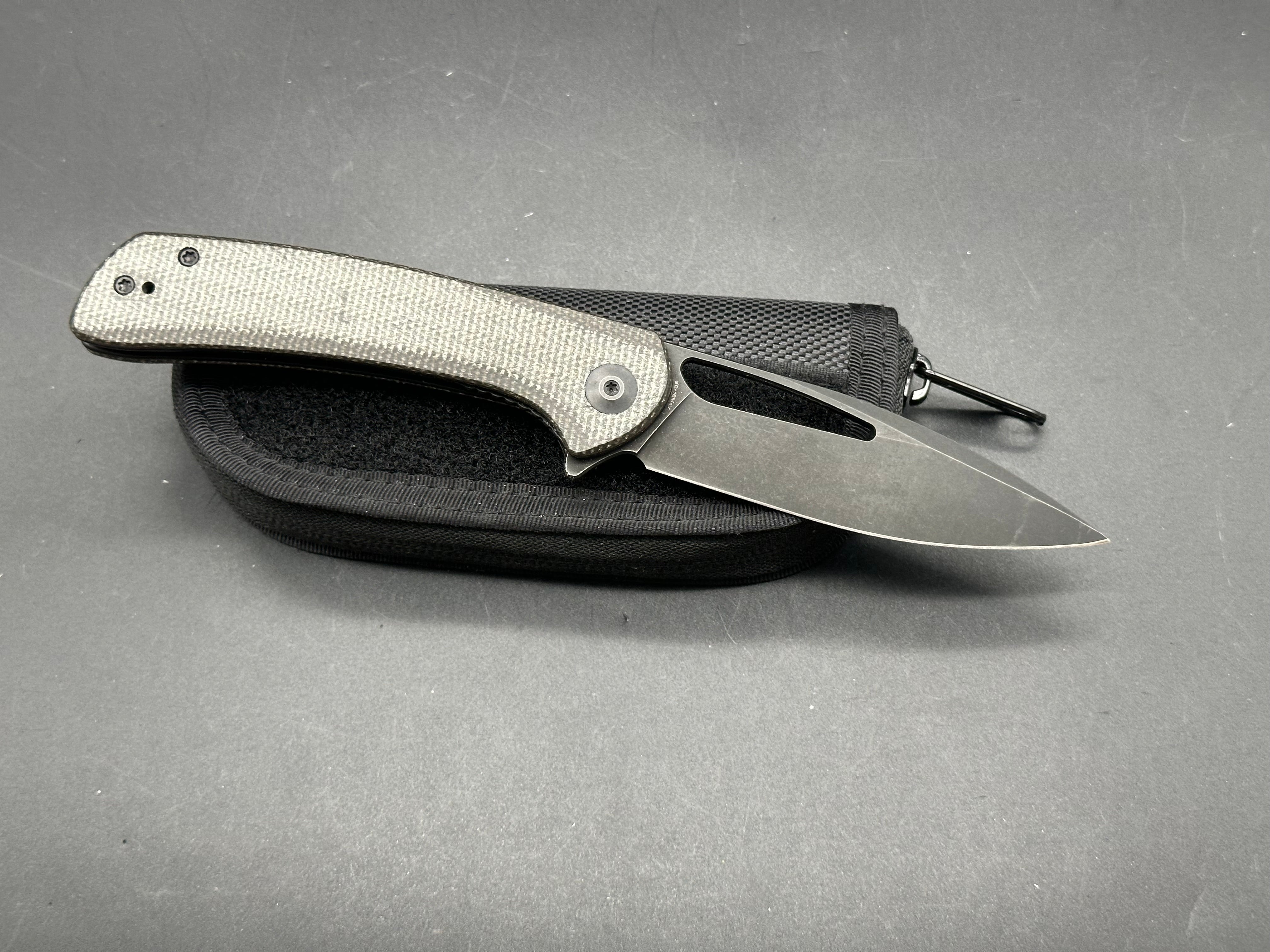 SENCUT Honoris Flipper Knife - Black Micarta Handle, 3.47